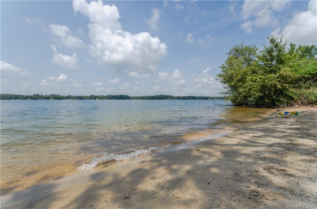 Tega Cay - Residential