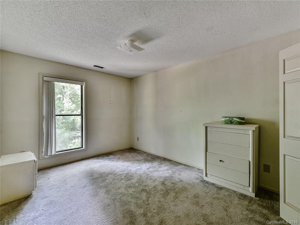 Tega Cay - Residential