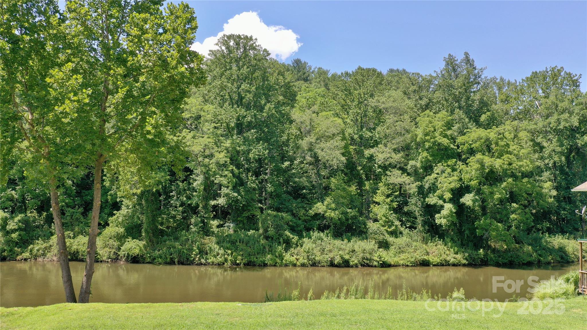 Flatwater Estates - Land