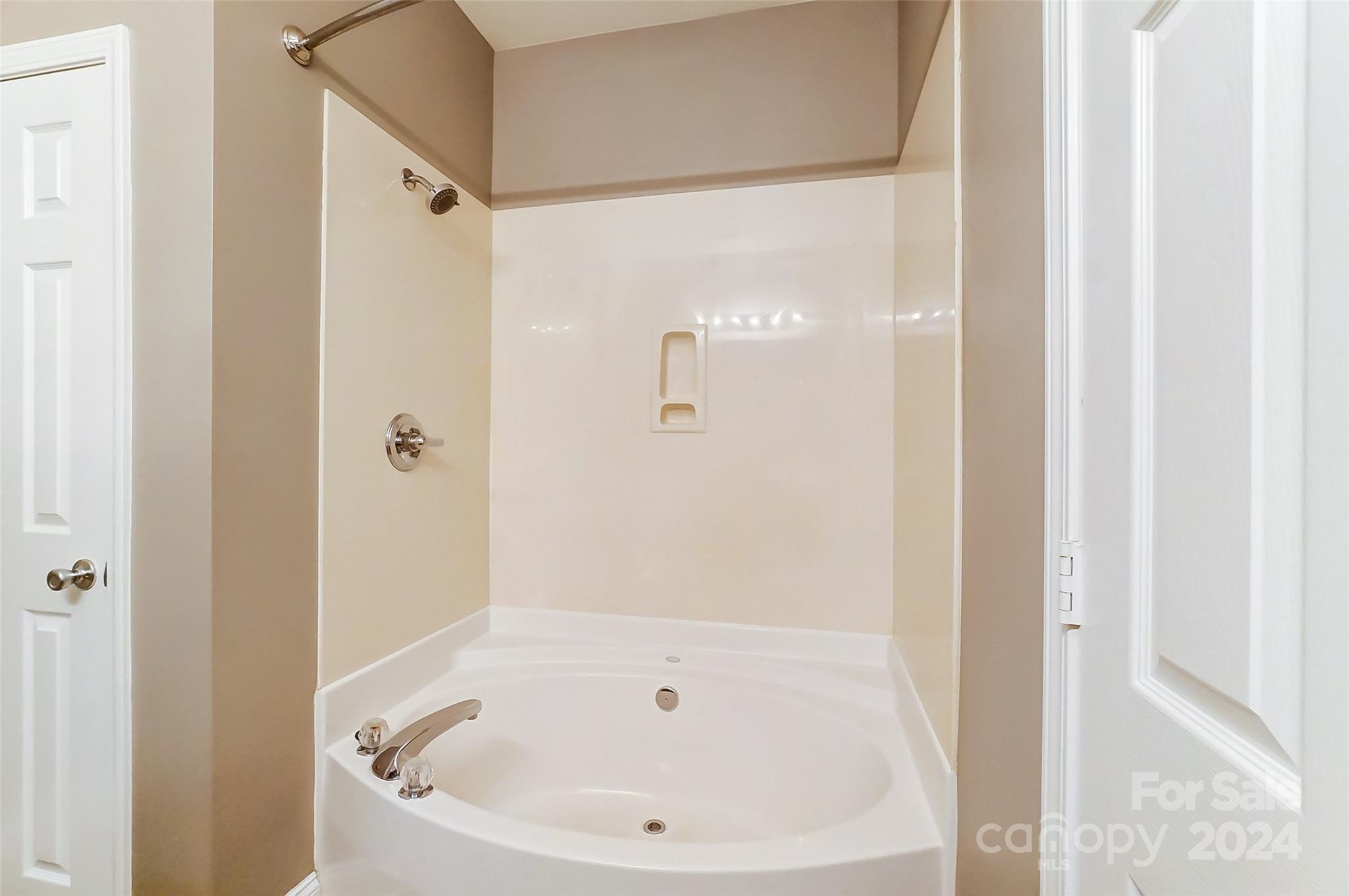 Madison Green - Residential