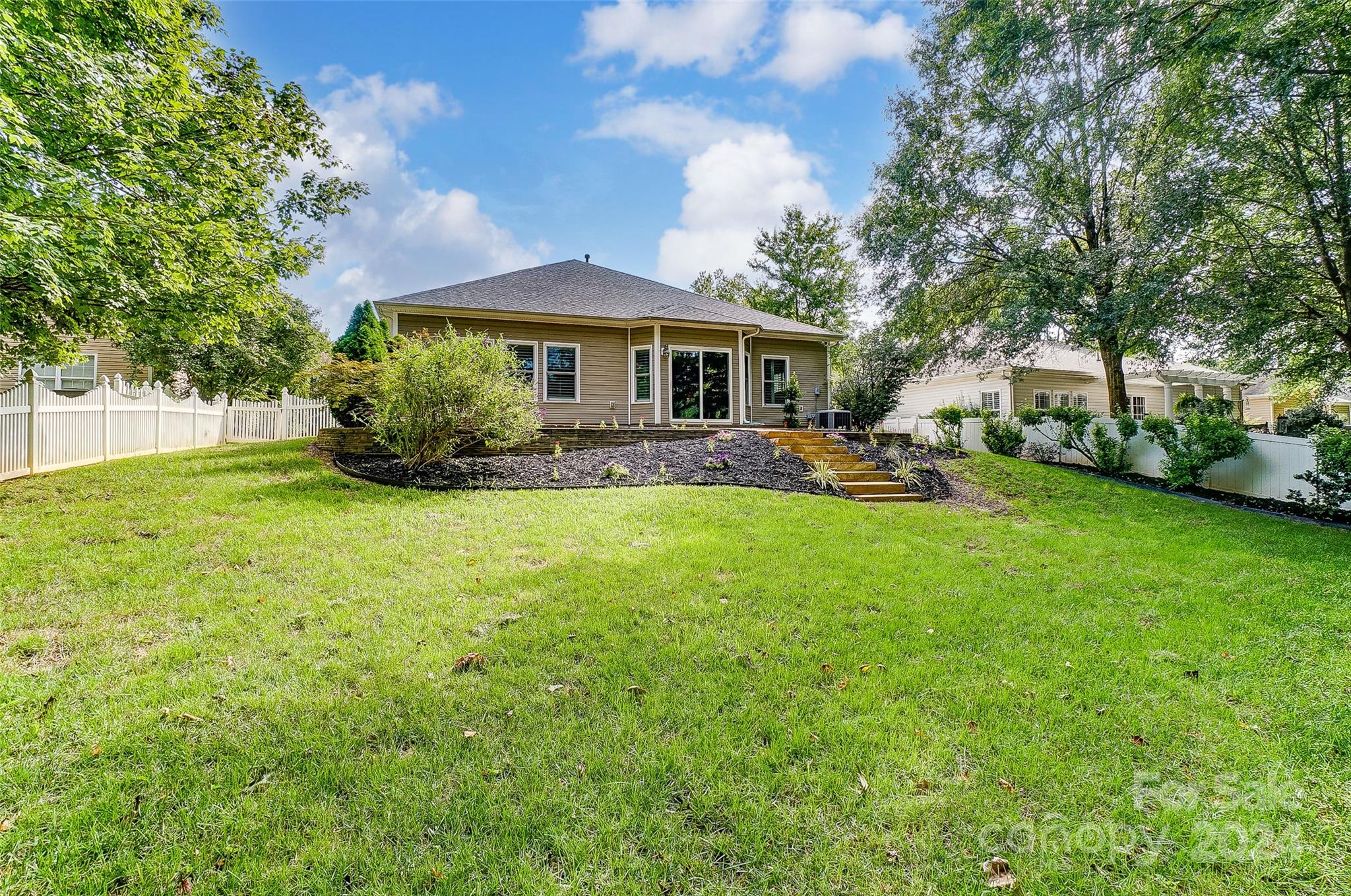 Madison Green - Residential