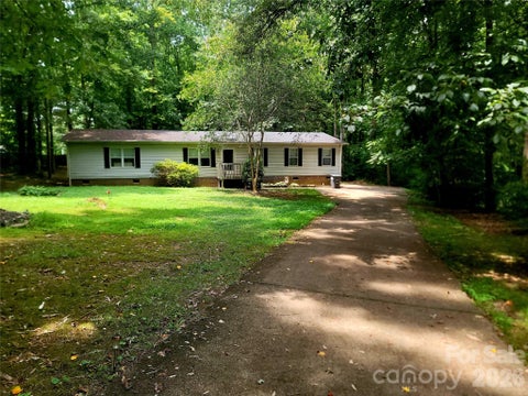 Photo of 121 Sylvan Drive, Statesville, NC 28677 (MLS # 4414812)