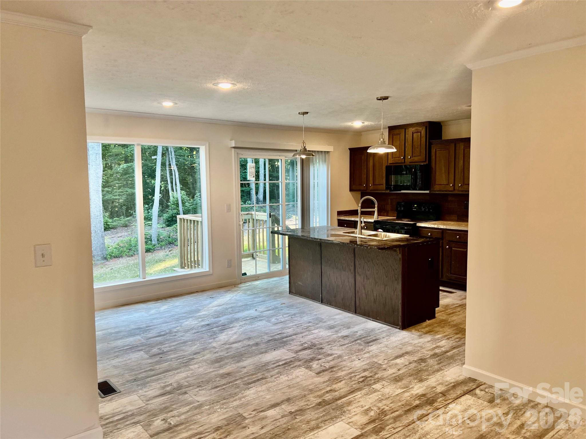 Plank Estates - Residential