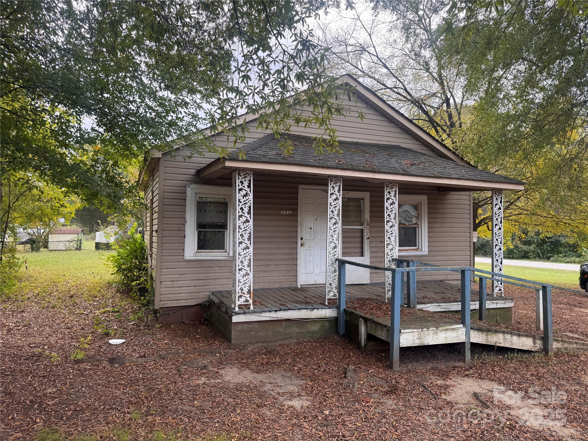 355 Camden Court NW