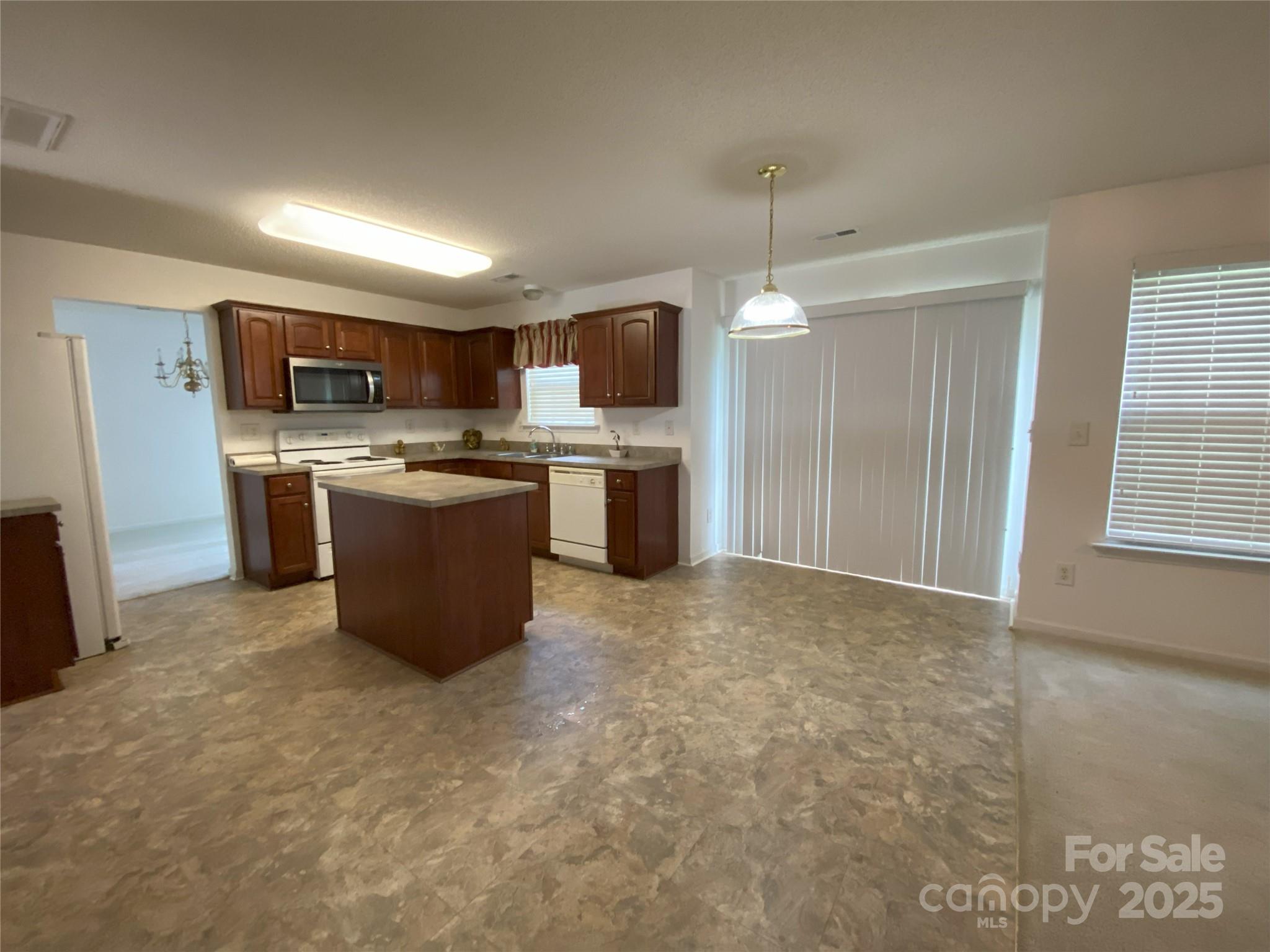 3933 Cameron Creek Drive
