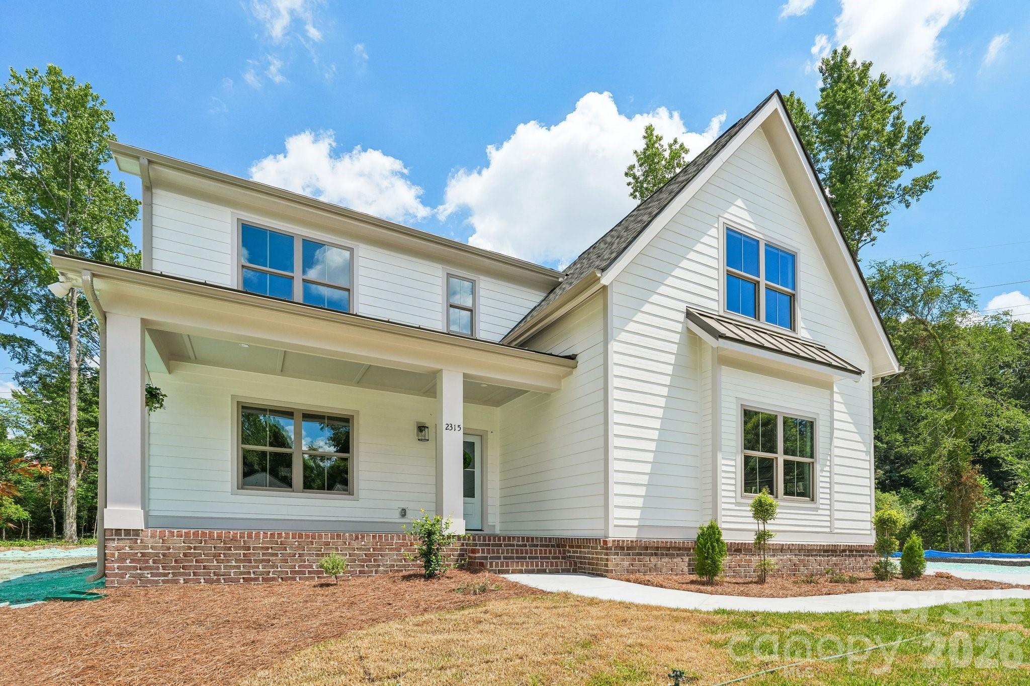 2315 Chateau Court