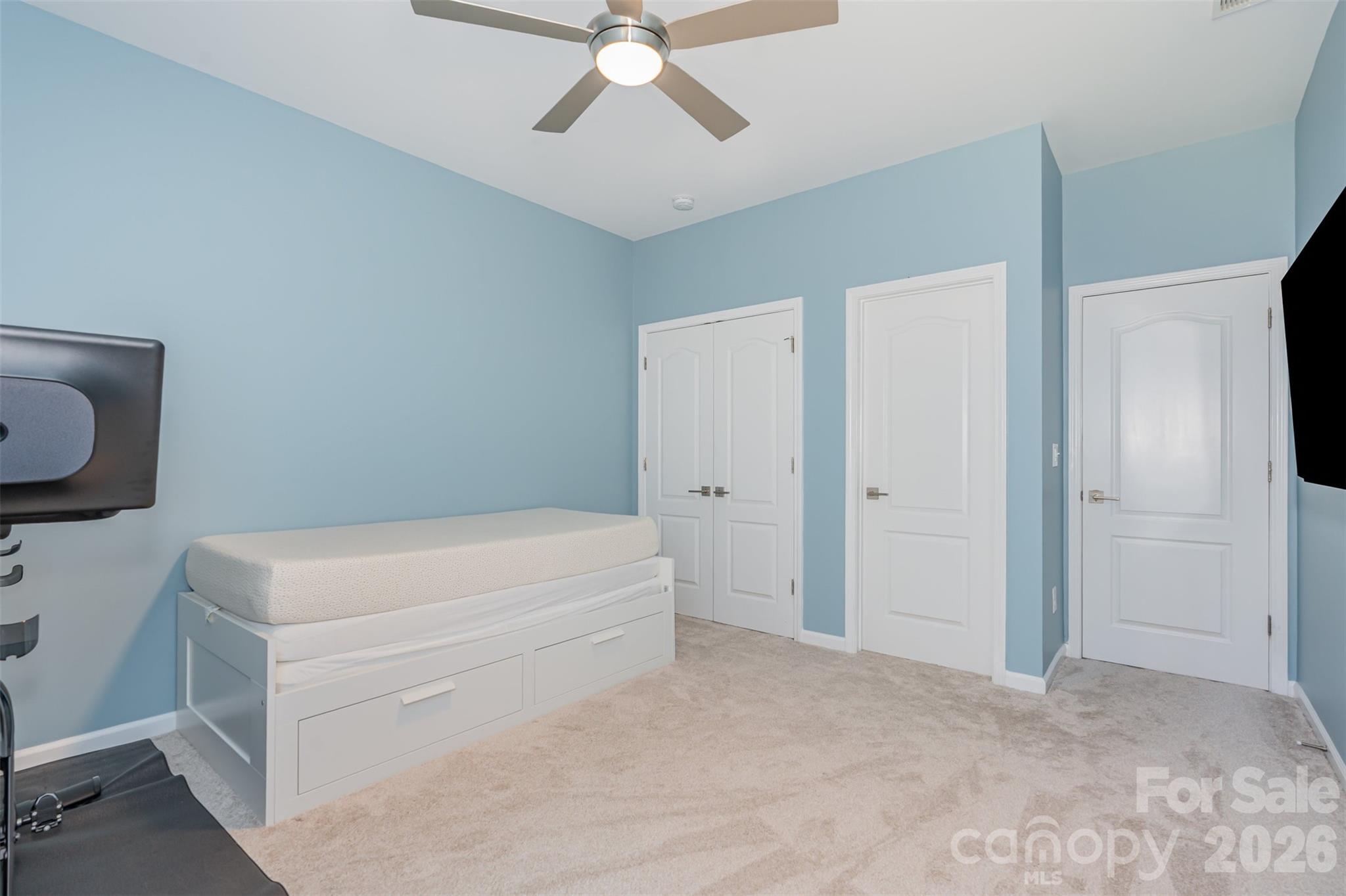 Chateau - Residential