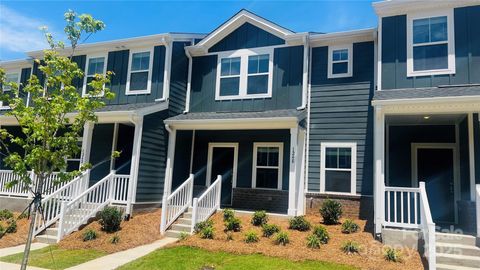124 Utility Lane E Mooresville NC 28117