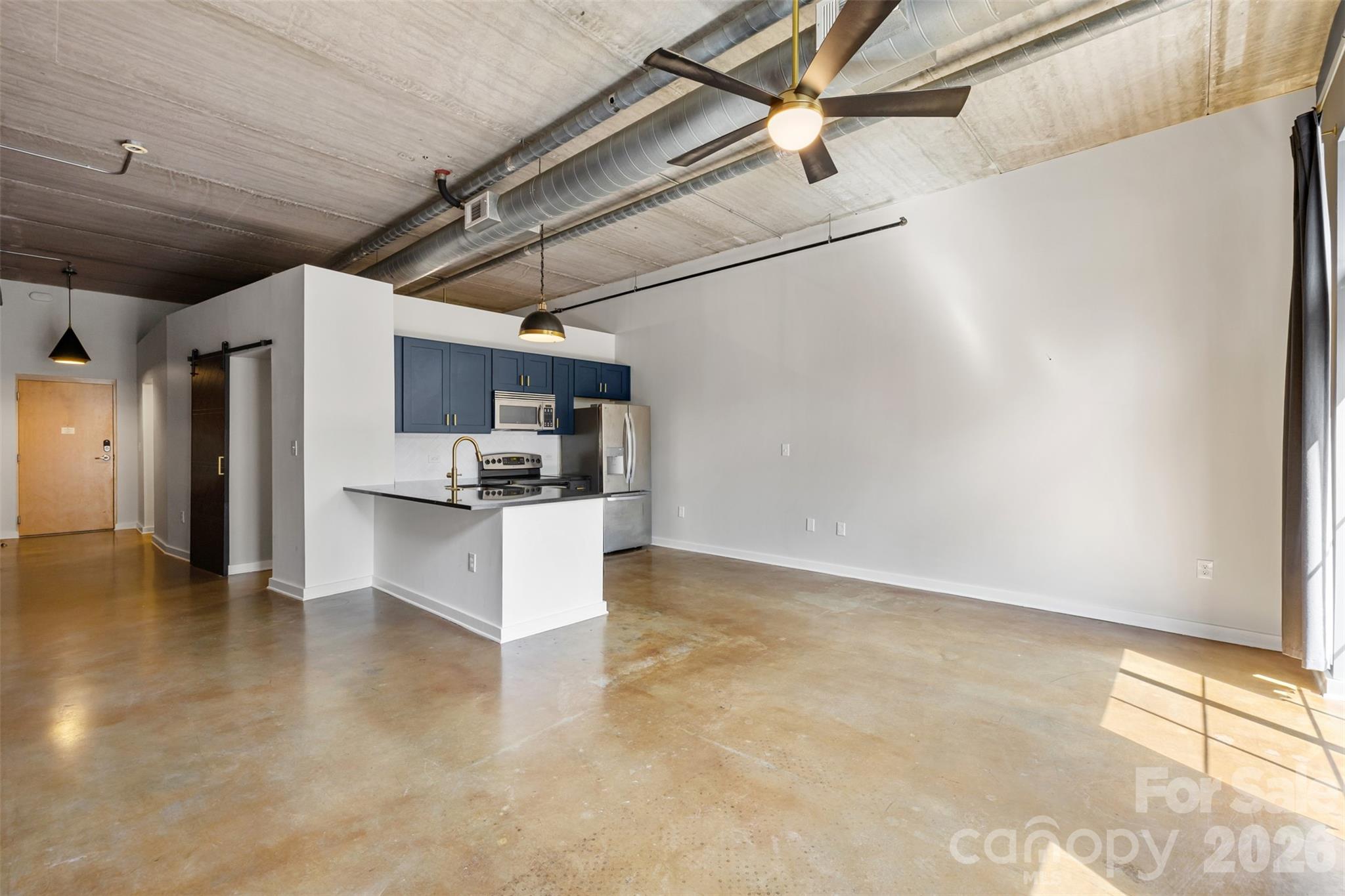 626 N Graham Street 205