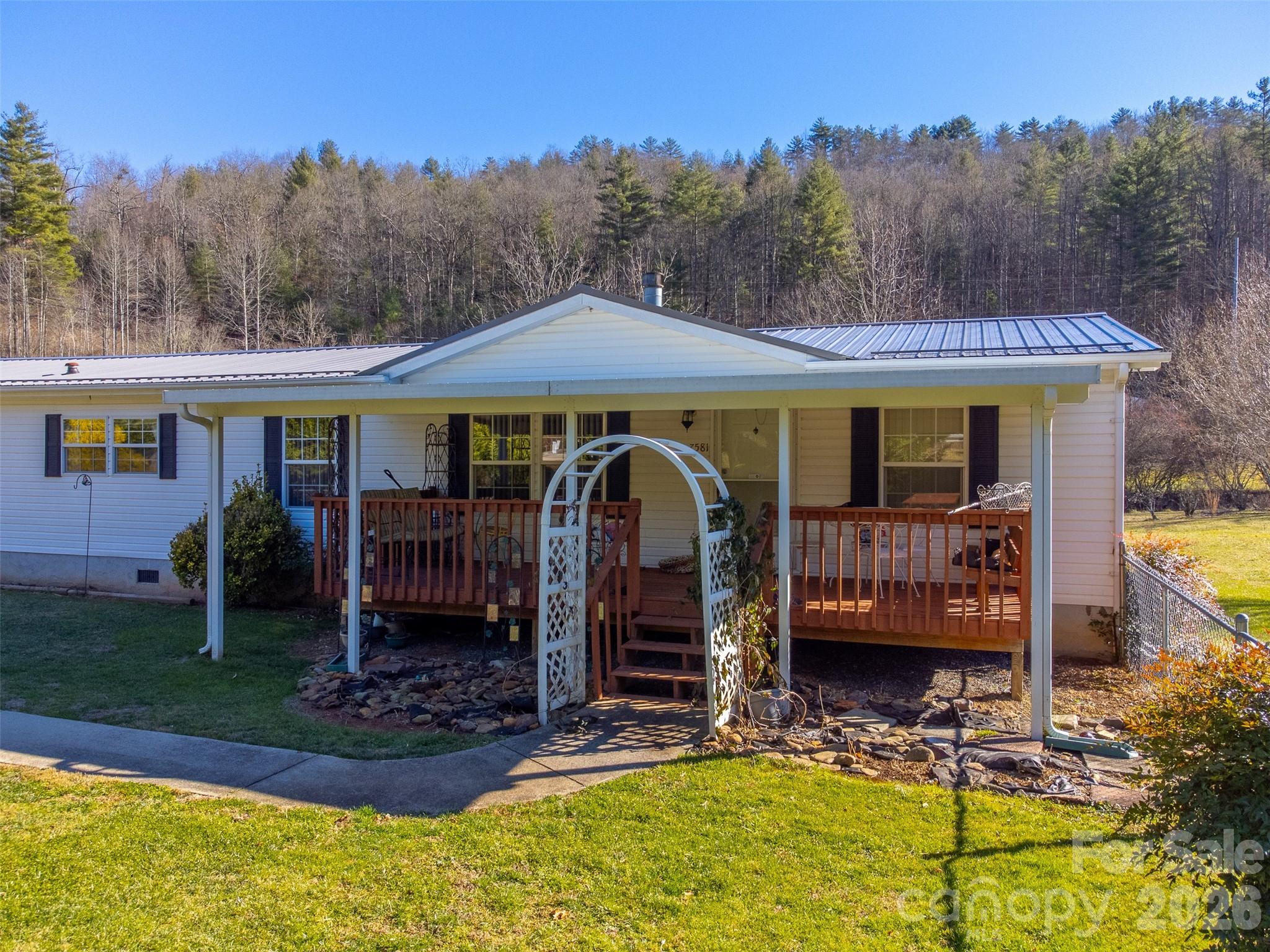 7581 Hwy 441 Highway S