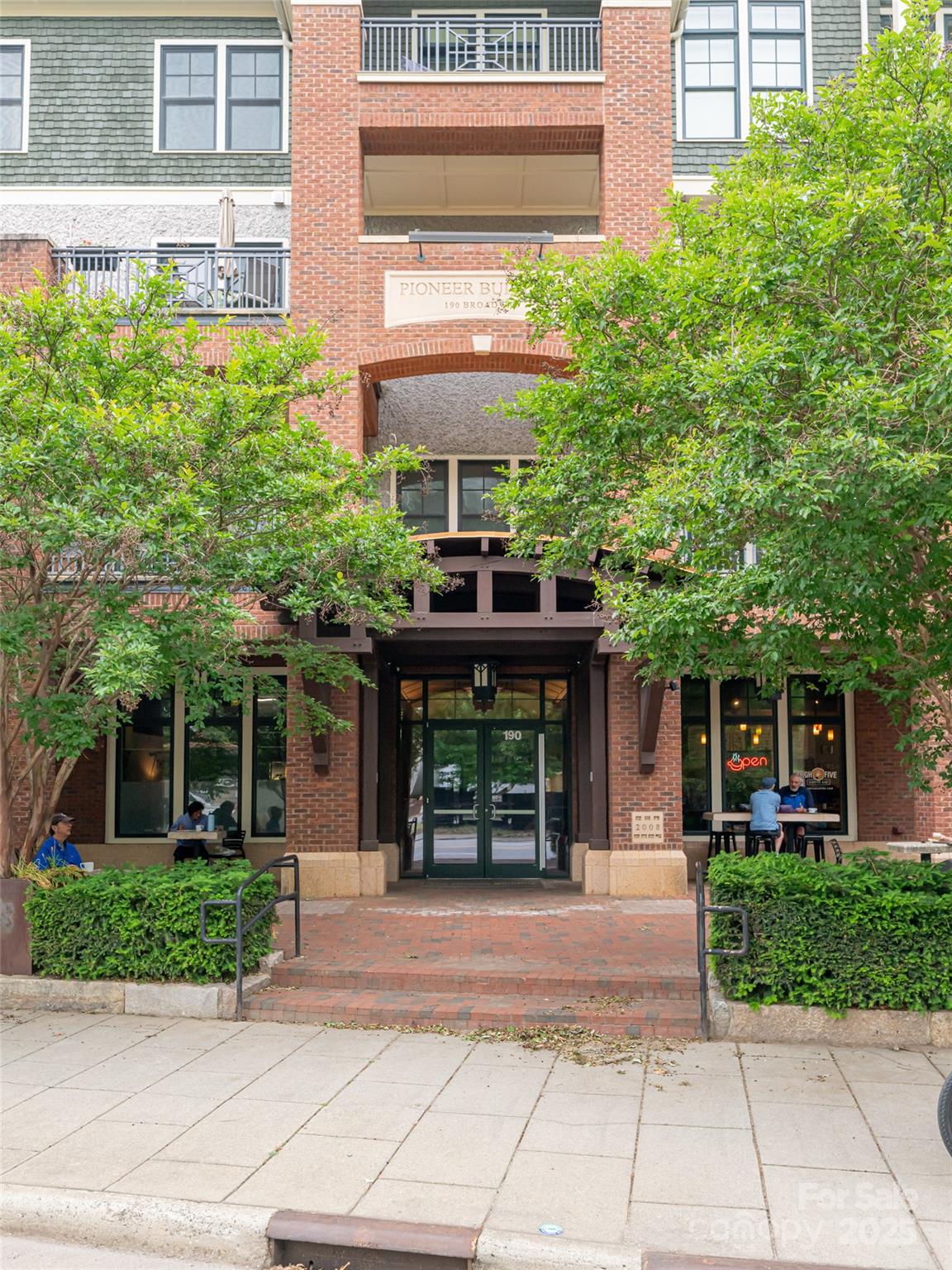 190 Broadway Street 310