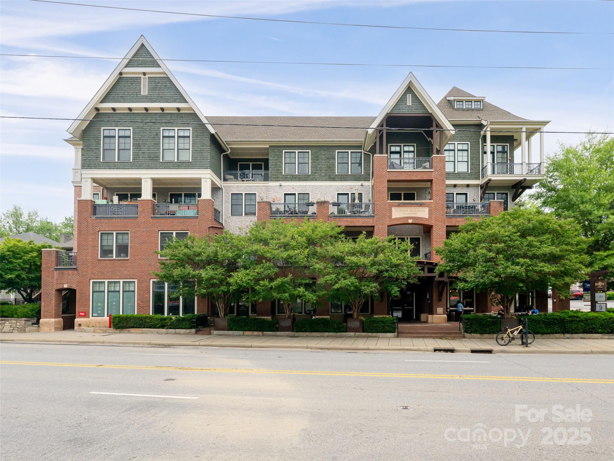 190 Broadway Street 310