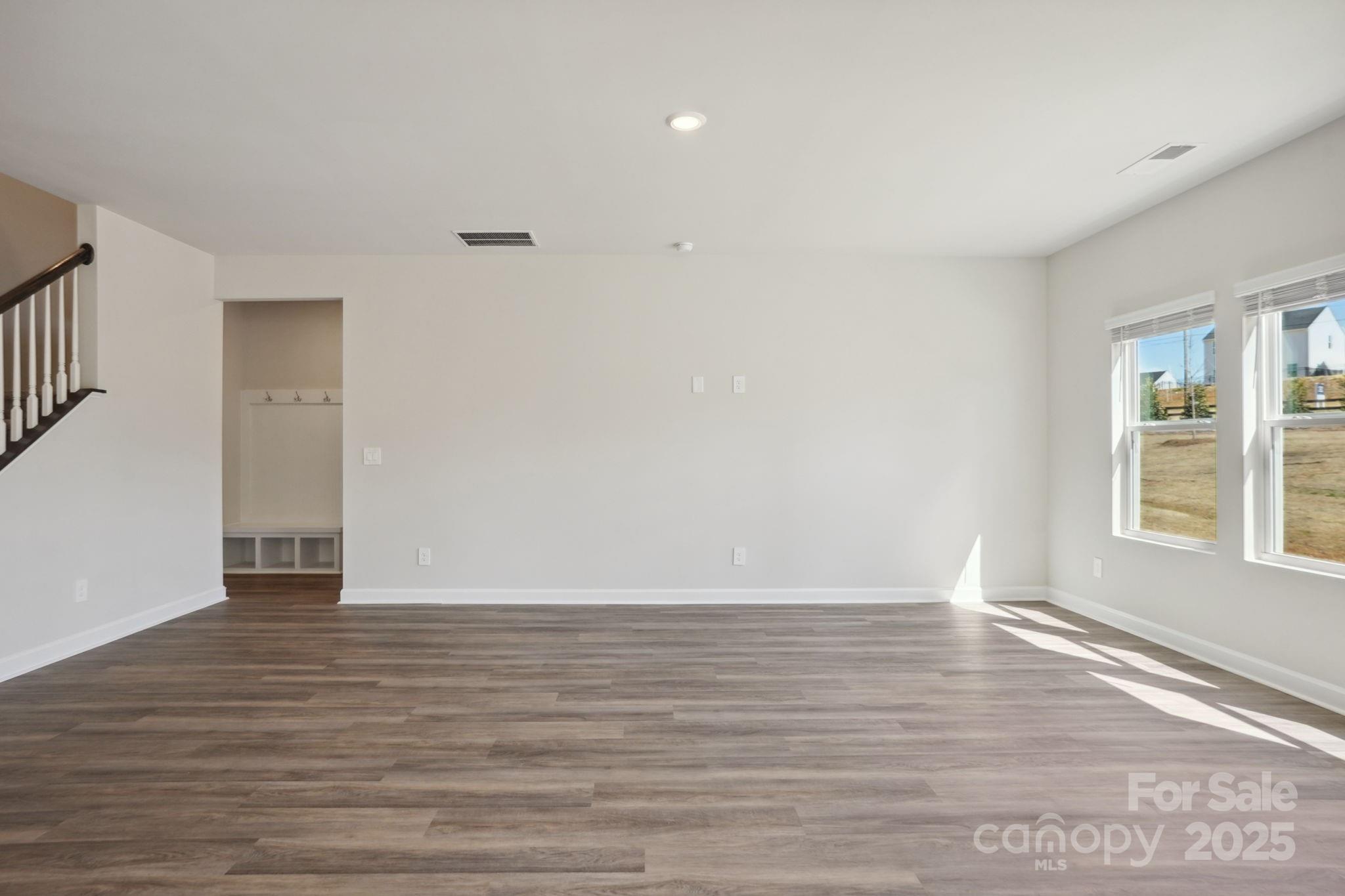 338 Hilsaw Lane