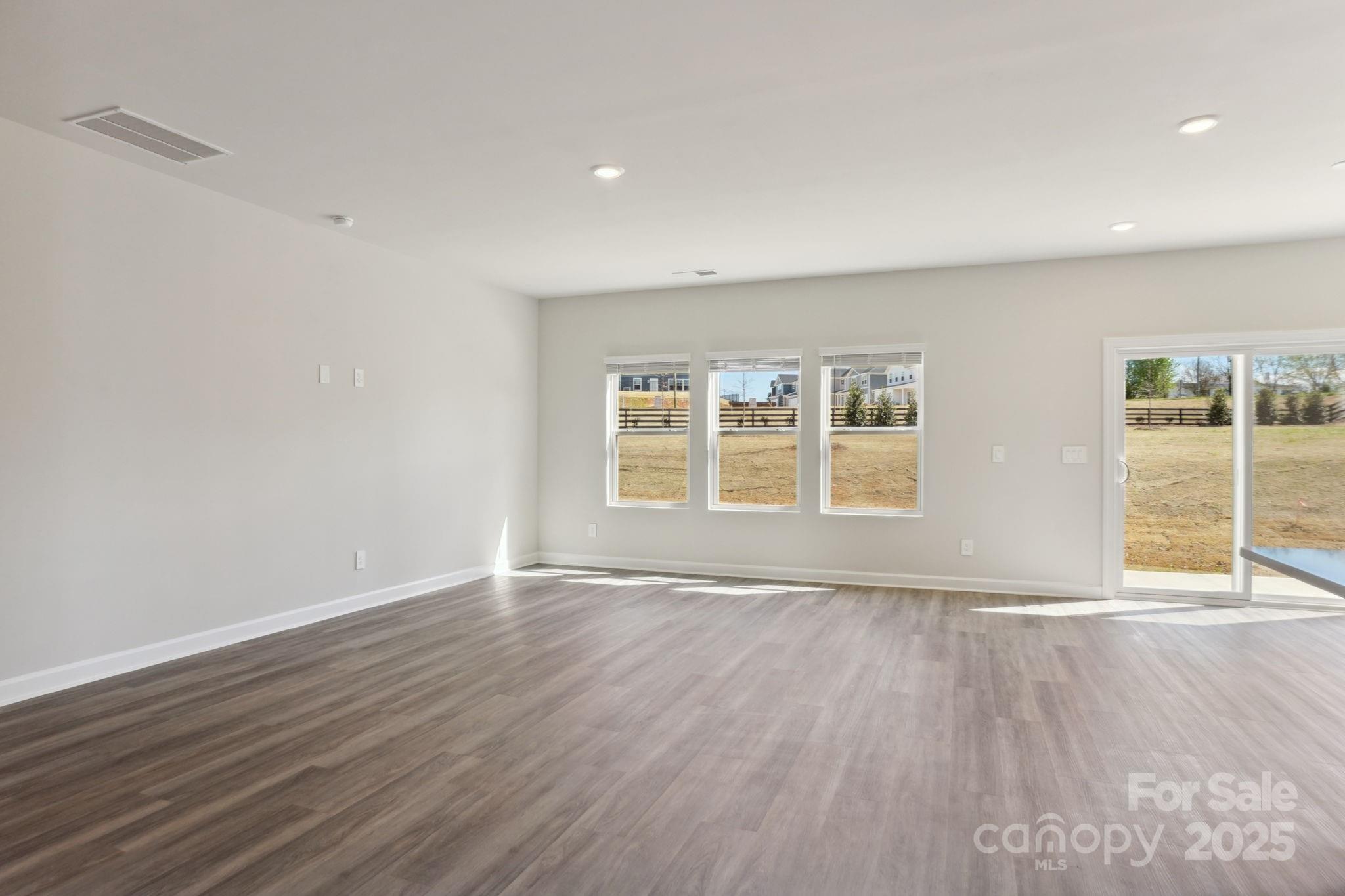 338 Hilsaw Lane