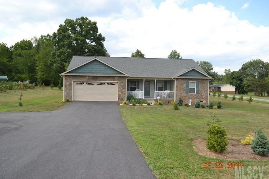 All stats per seller to be verified by buyer/buyer's agent! Amazing one level living convenient to everything! Level corner lot, rocking chair front porch, covered rear deck, open kitchen with island and granite counter tops, wood floors throughout, tile in baths, crown molding throughout, split floor plan, huge master bedroom with door to covered rear deck, granite counter top in master bath with double sinks, walk in closet, stainless steel appliances, addition to drive way to allow for extra parking! Cathedral ceiling in great room! Must see inside this beautiful home!