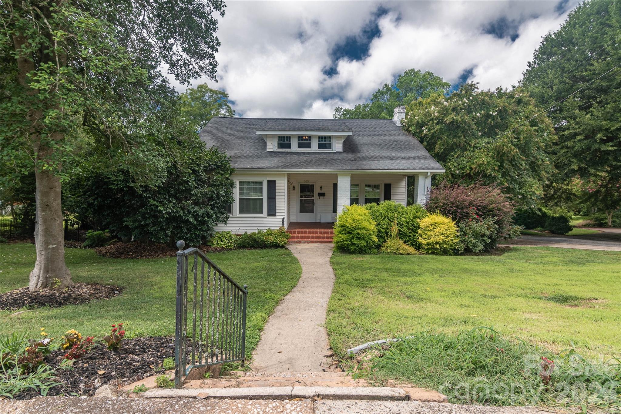 365 N Washington Street