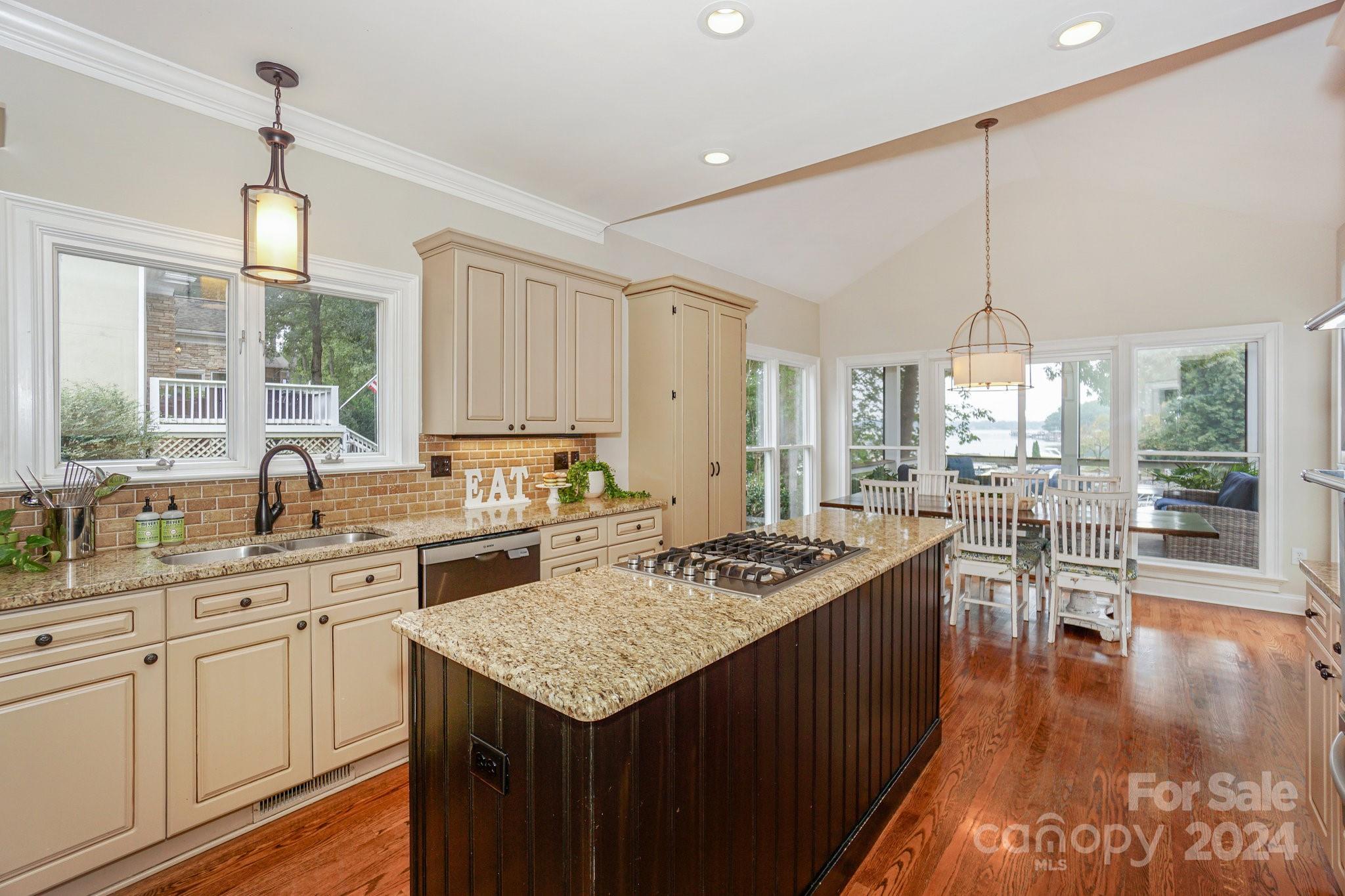 Heron Harbor - Residential