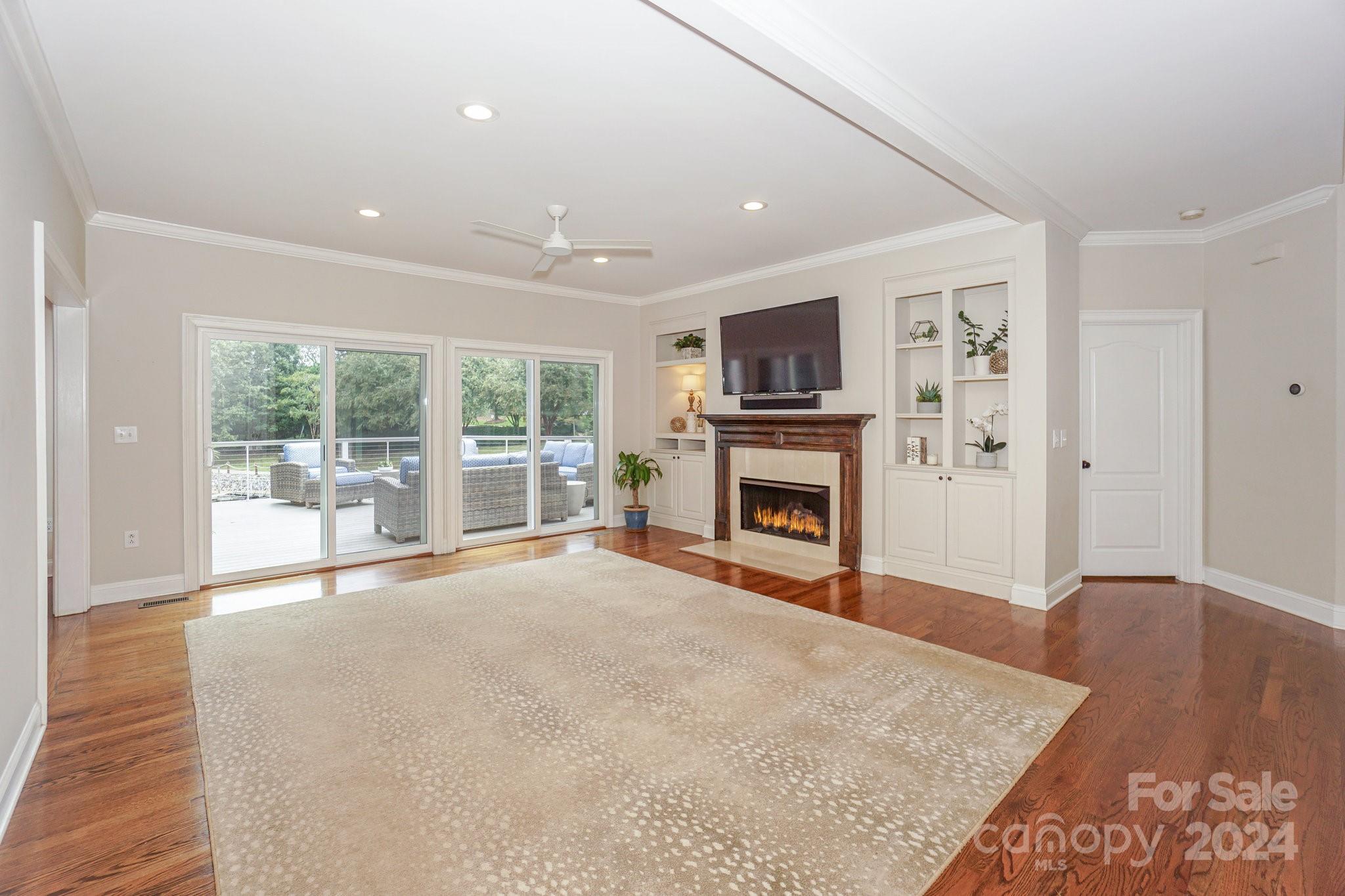 Heron Harbor - Residential