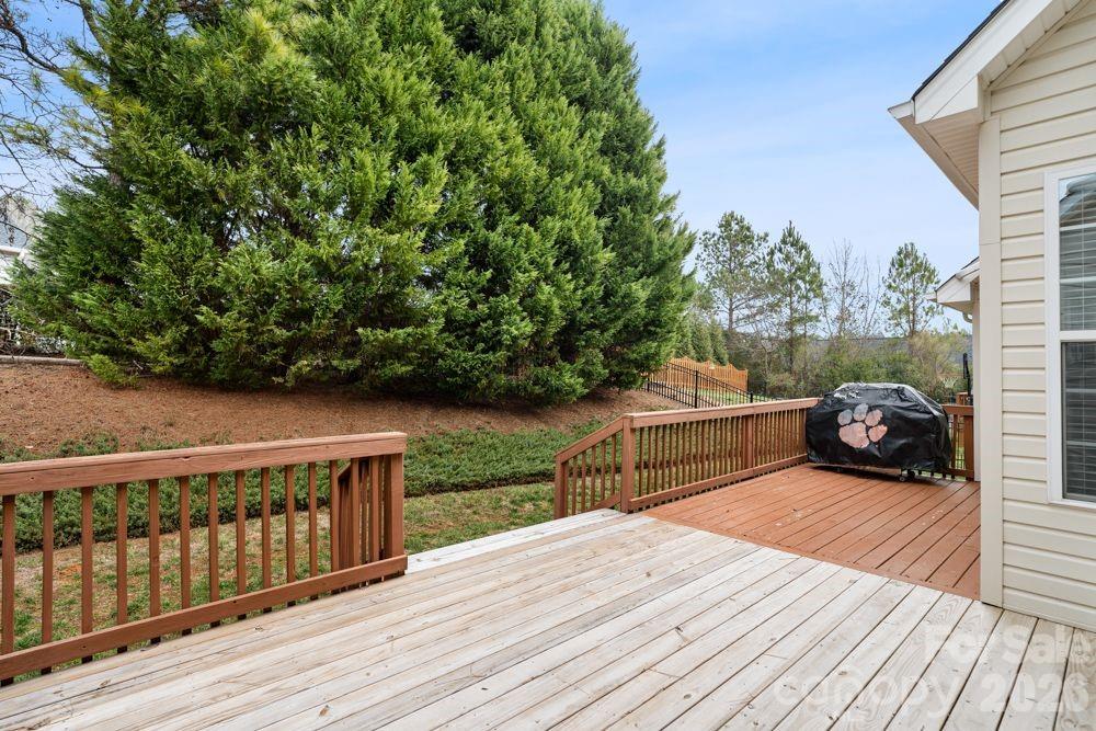 Seven Oaks - Residential