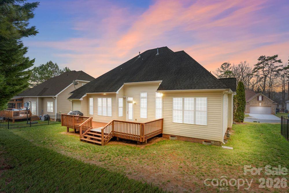 Seven Oaks - Residential