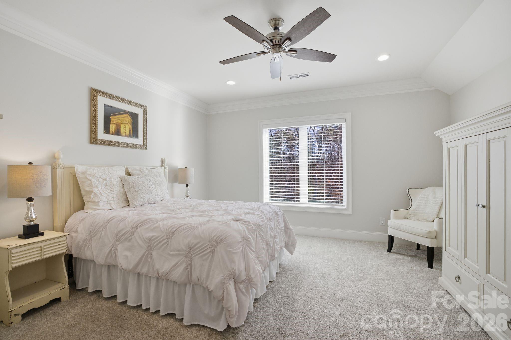 Yachtsmans Point - Residential