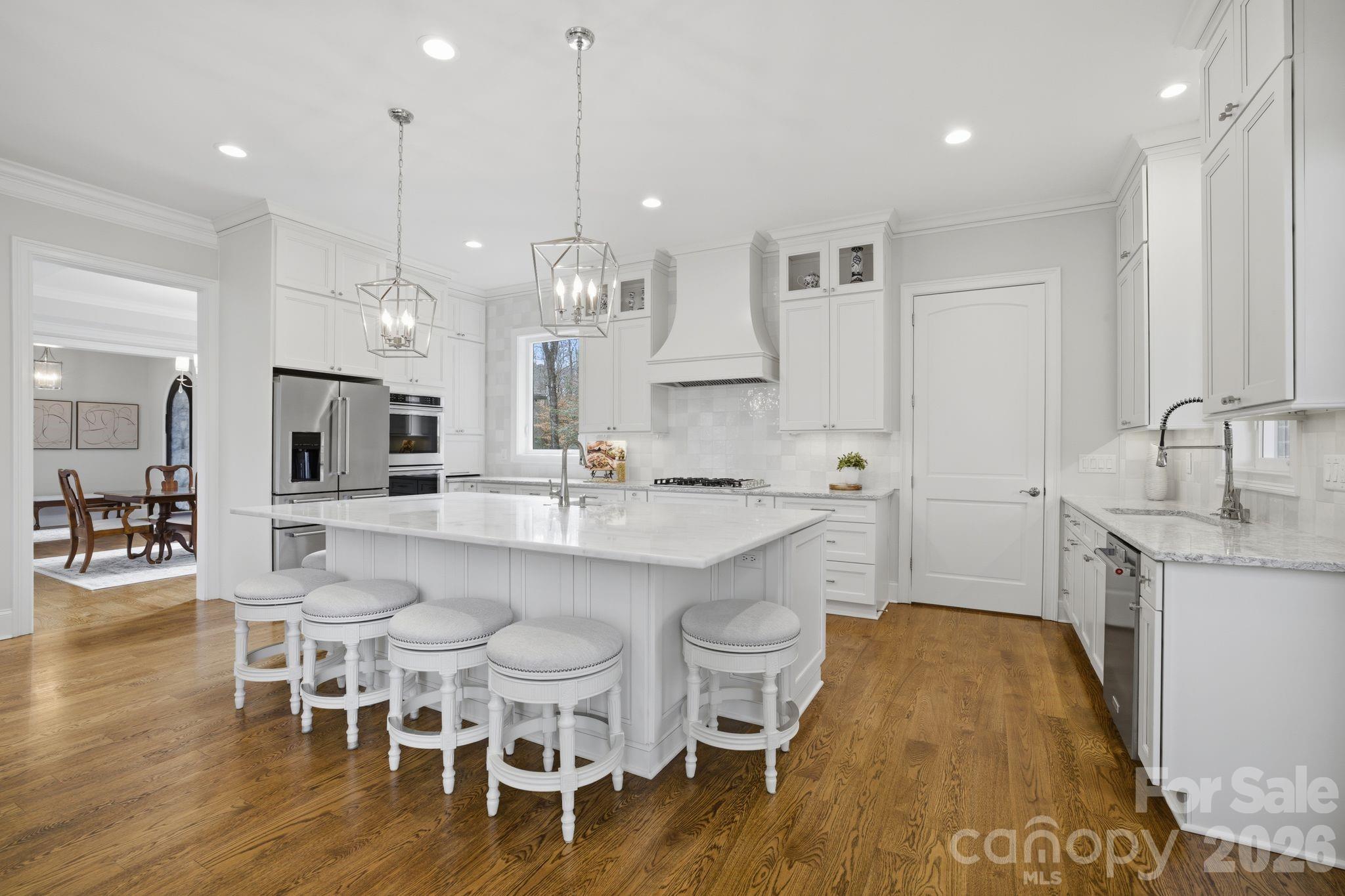 Yachtsmans Point - Residential