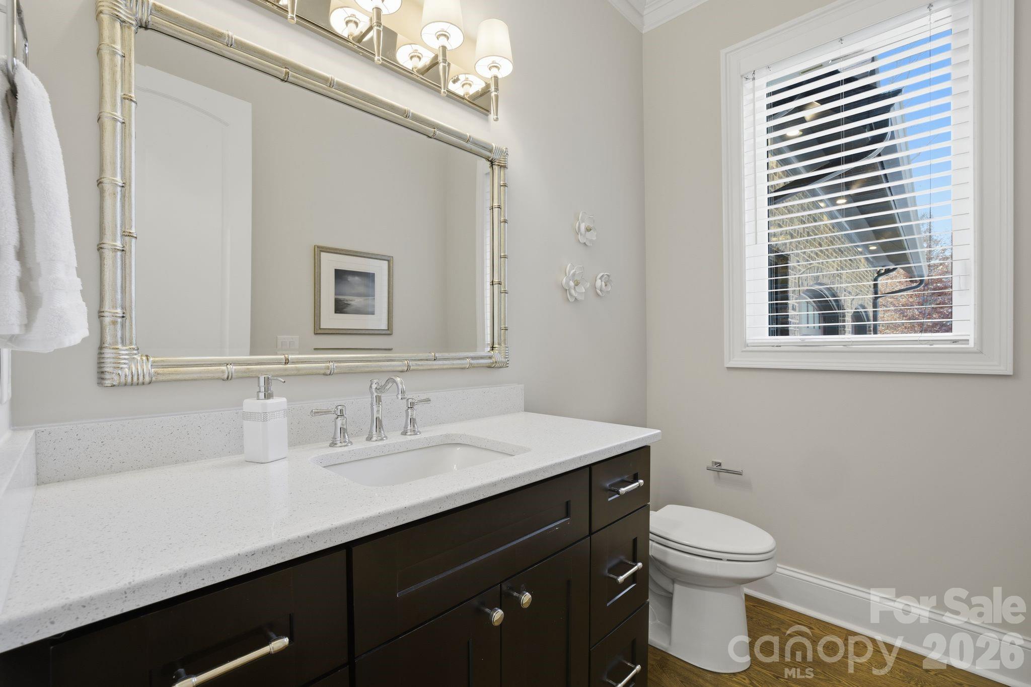 Yachtsmans Point - Residential