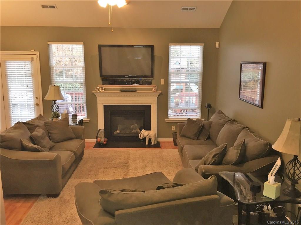 Steele Meadows - Residential