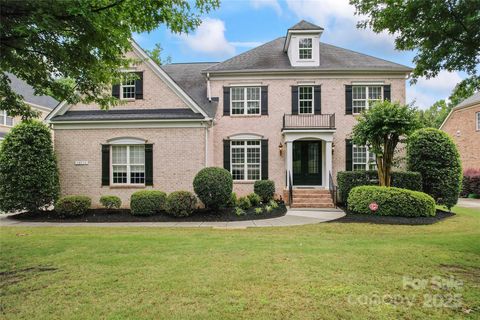 13716 Glen Abbey Drive Charlotte NC 28278