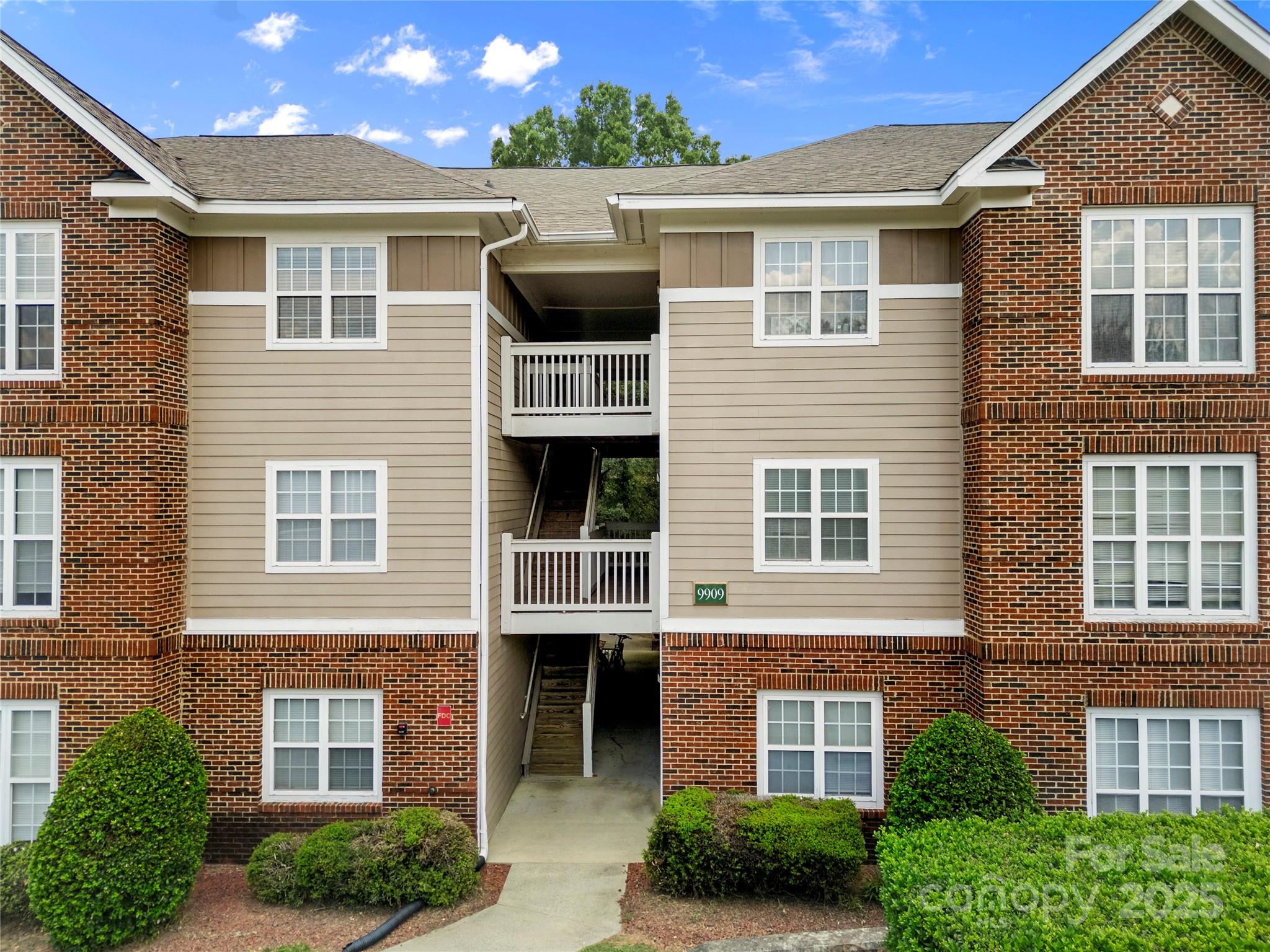 9909 Campus Walk Lane M