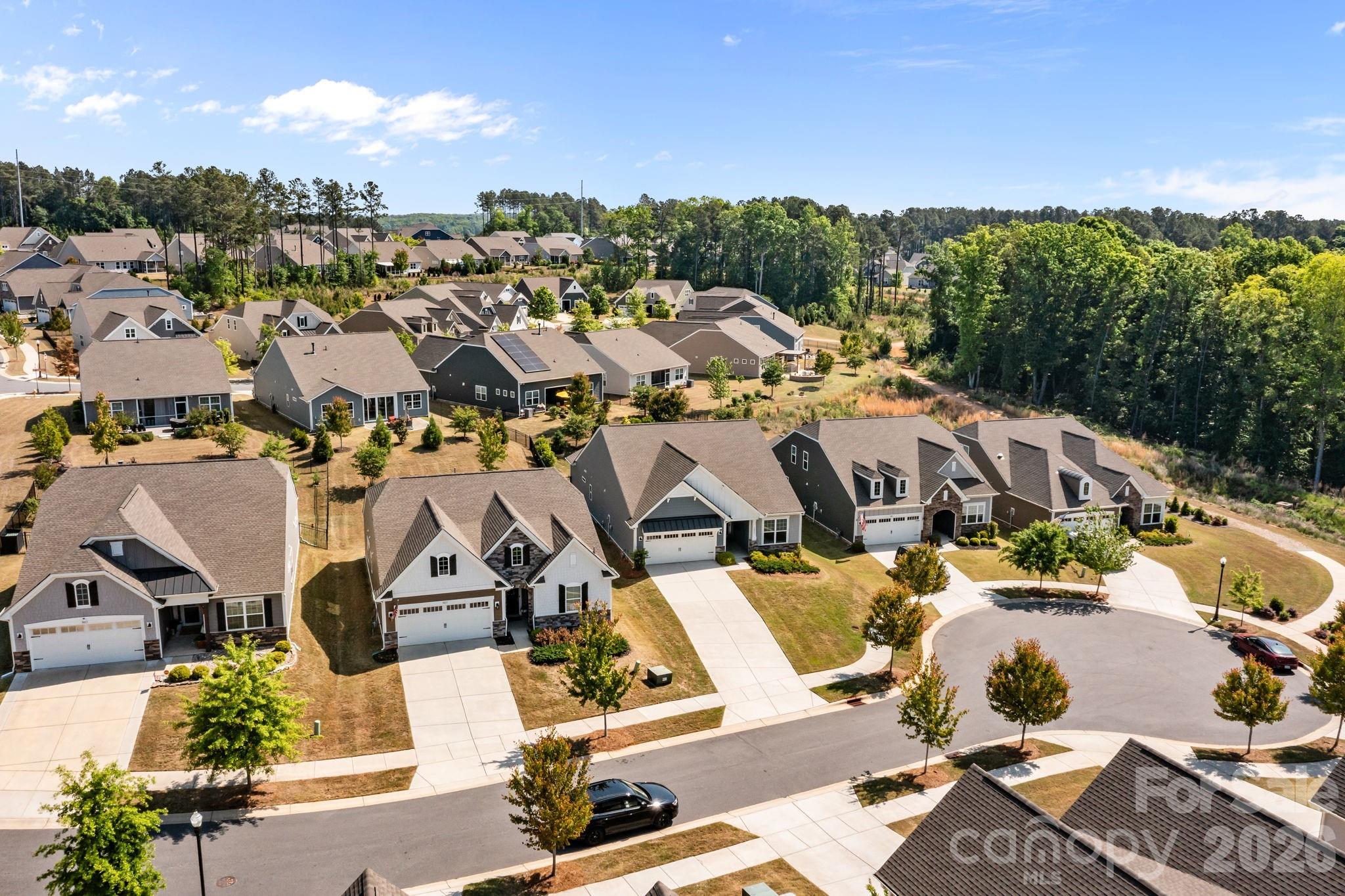 Imagery On Mtn Island - Residential