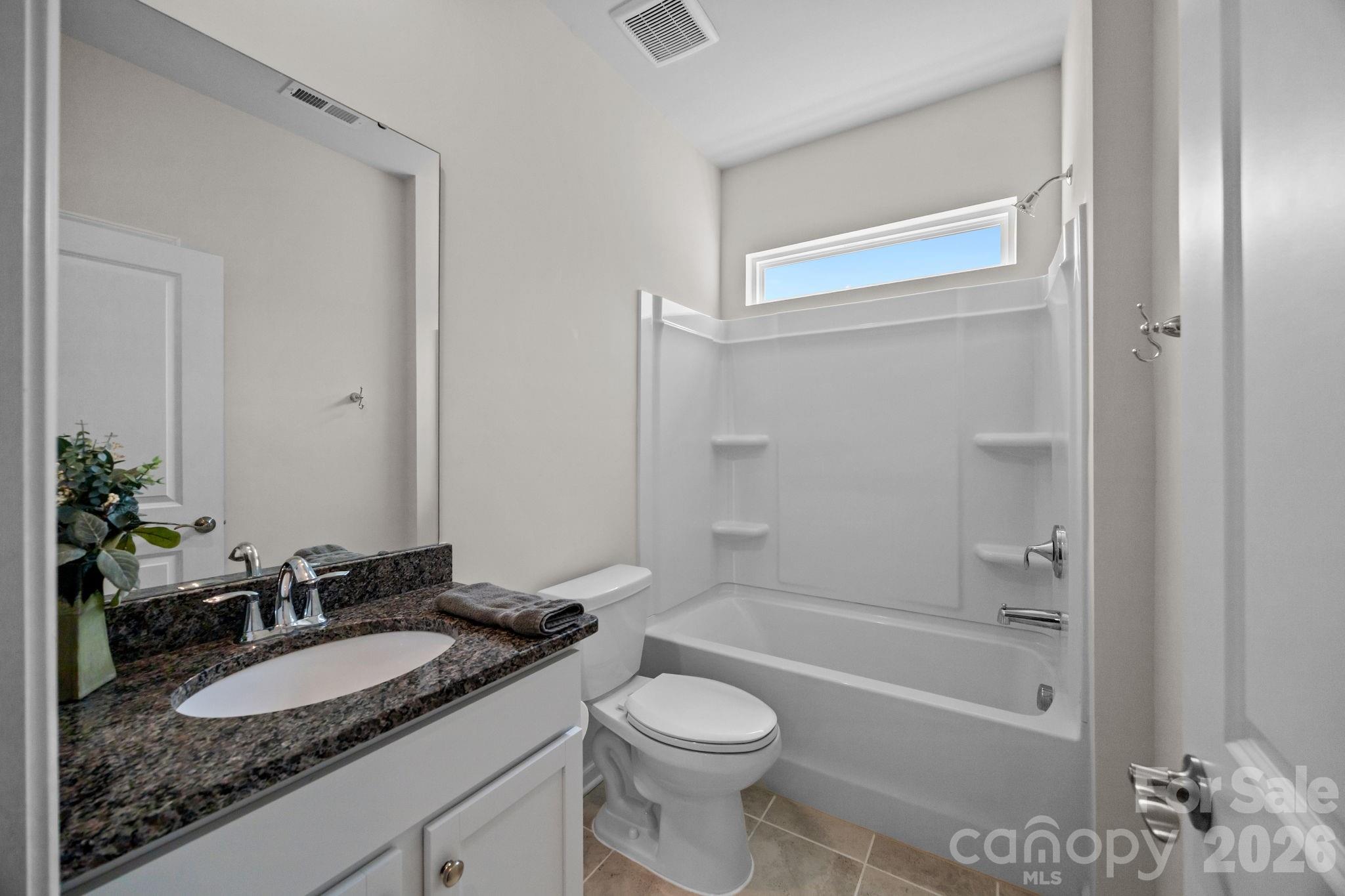 Imagery On Mtn Island - Residential