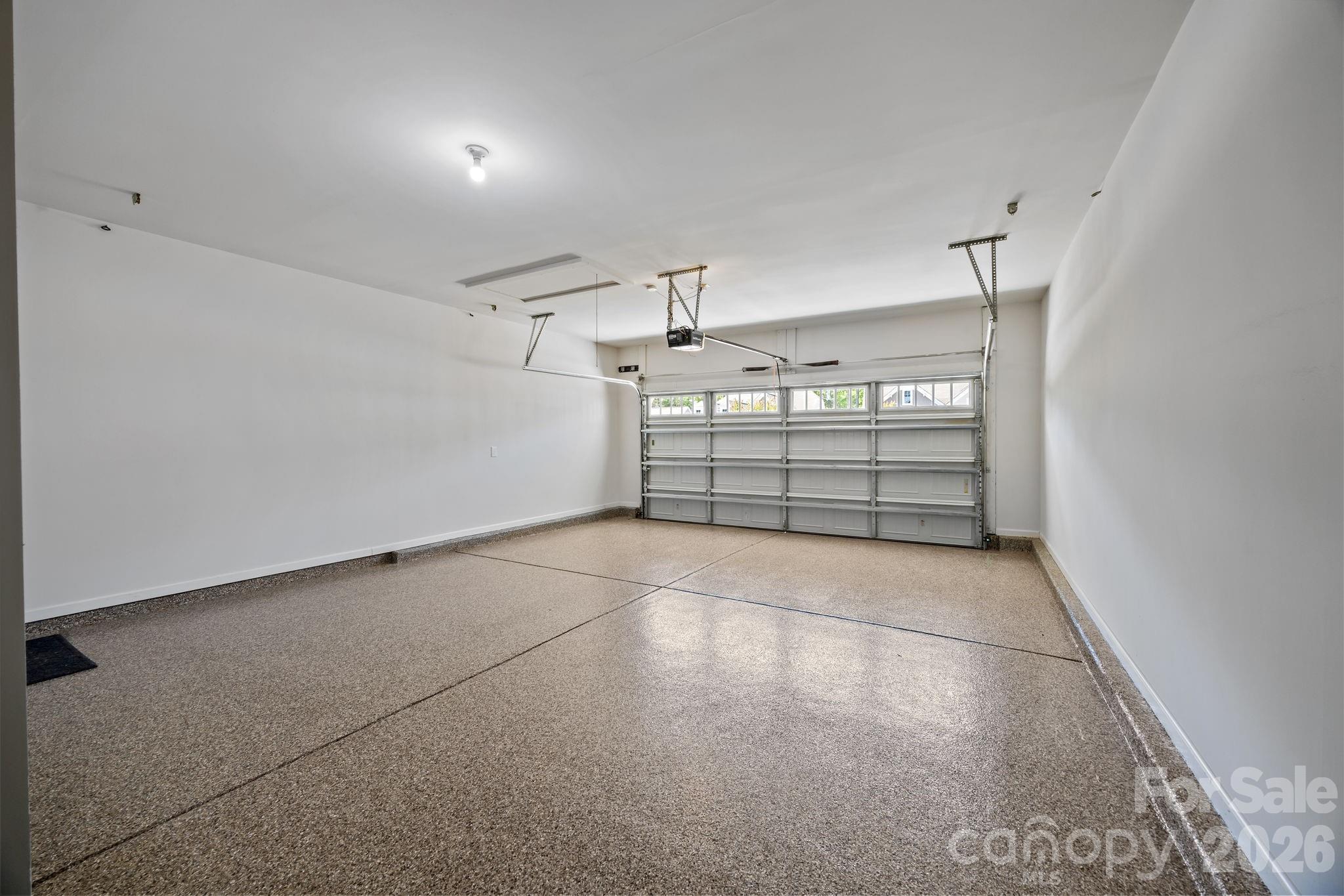Imagery On Mtn Island - Residential
