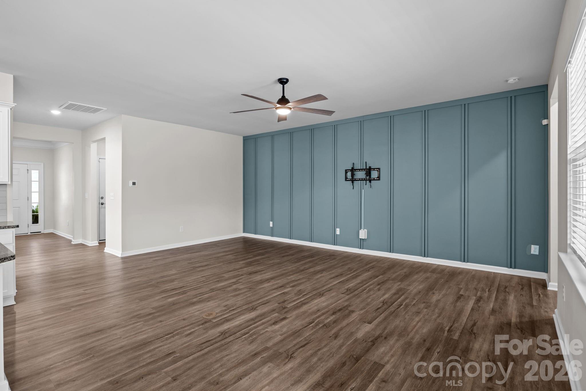 Imagery On Mtn Island - Residential