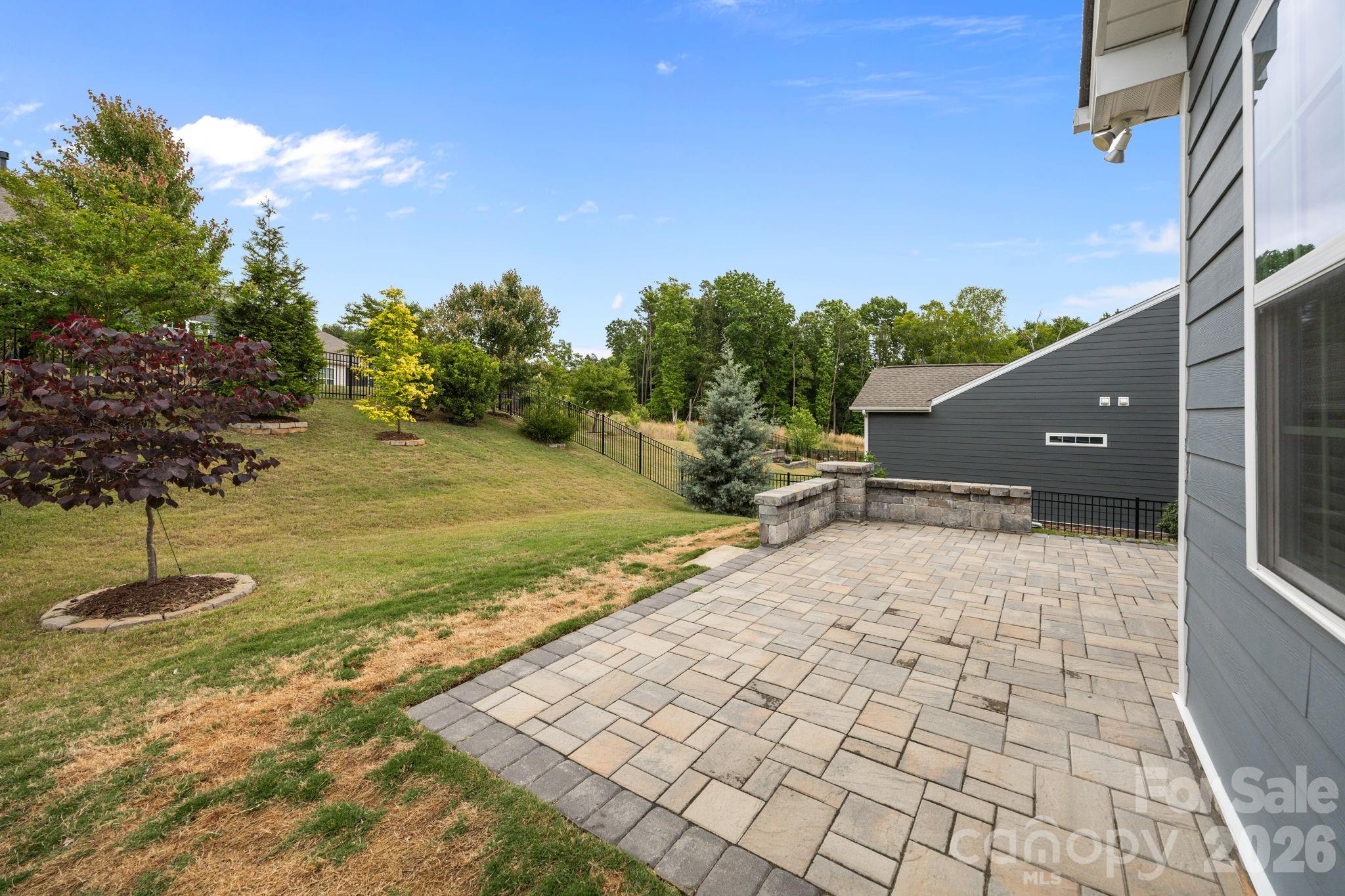 Imagery On Mtn Island - Residential