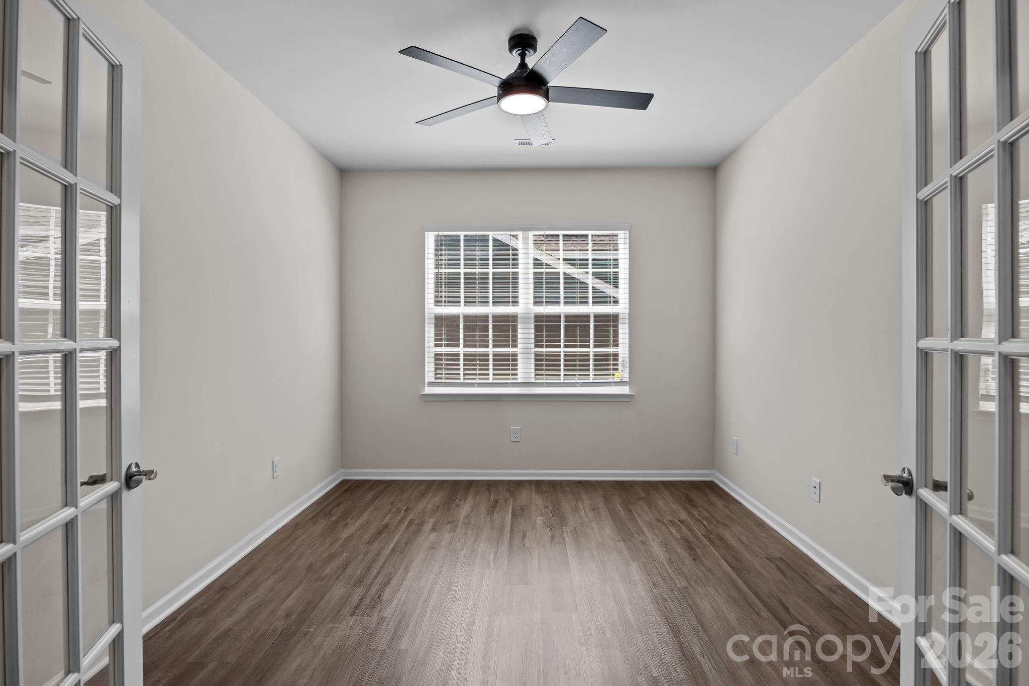 Imagery On Mtn Island - Residential