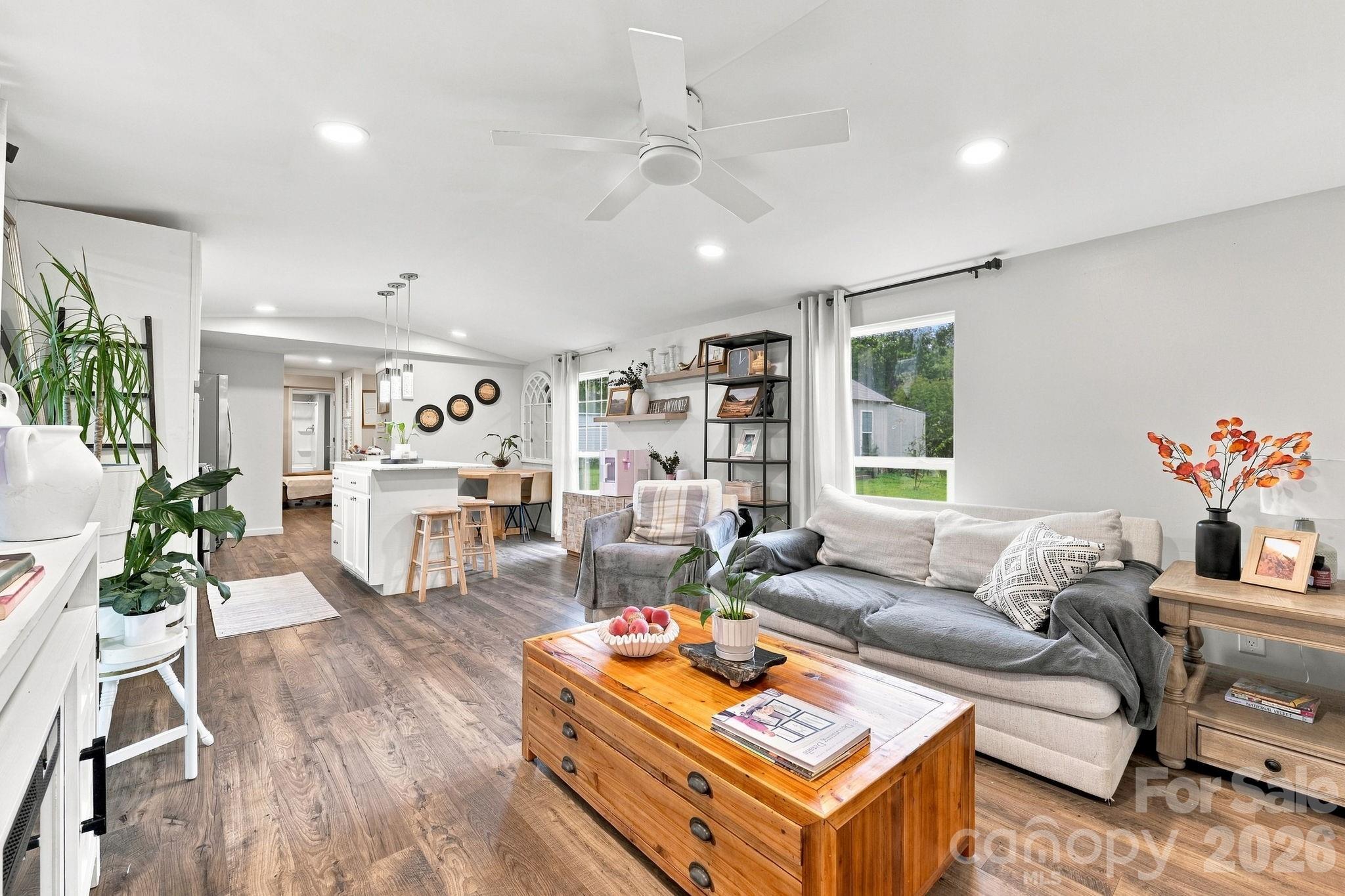 1433 Oakbrook Lane