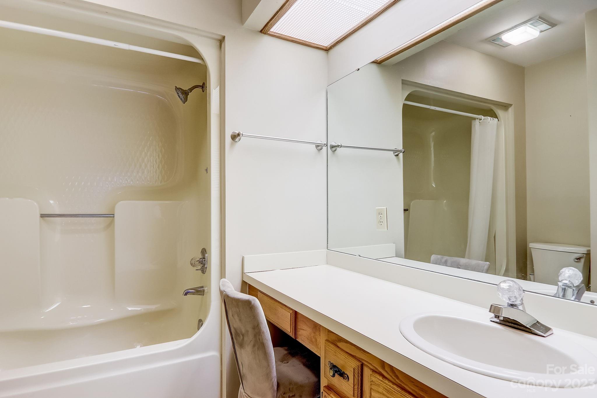 The Oaks - Residential