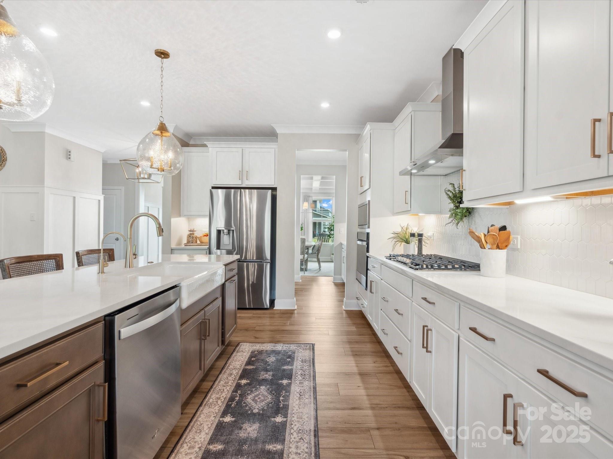 Lakeside Glen - Residential