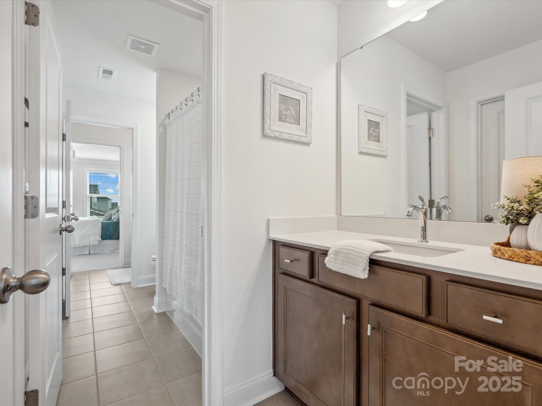 Lakeside Glen - Residential