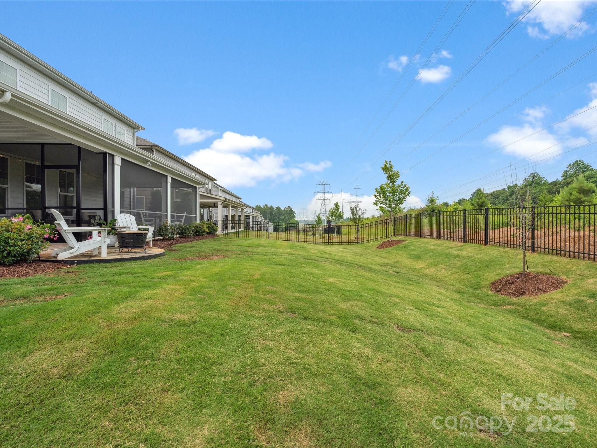 Lakeside Glen - Residential