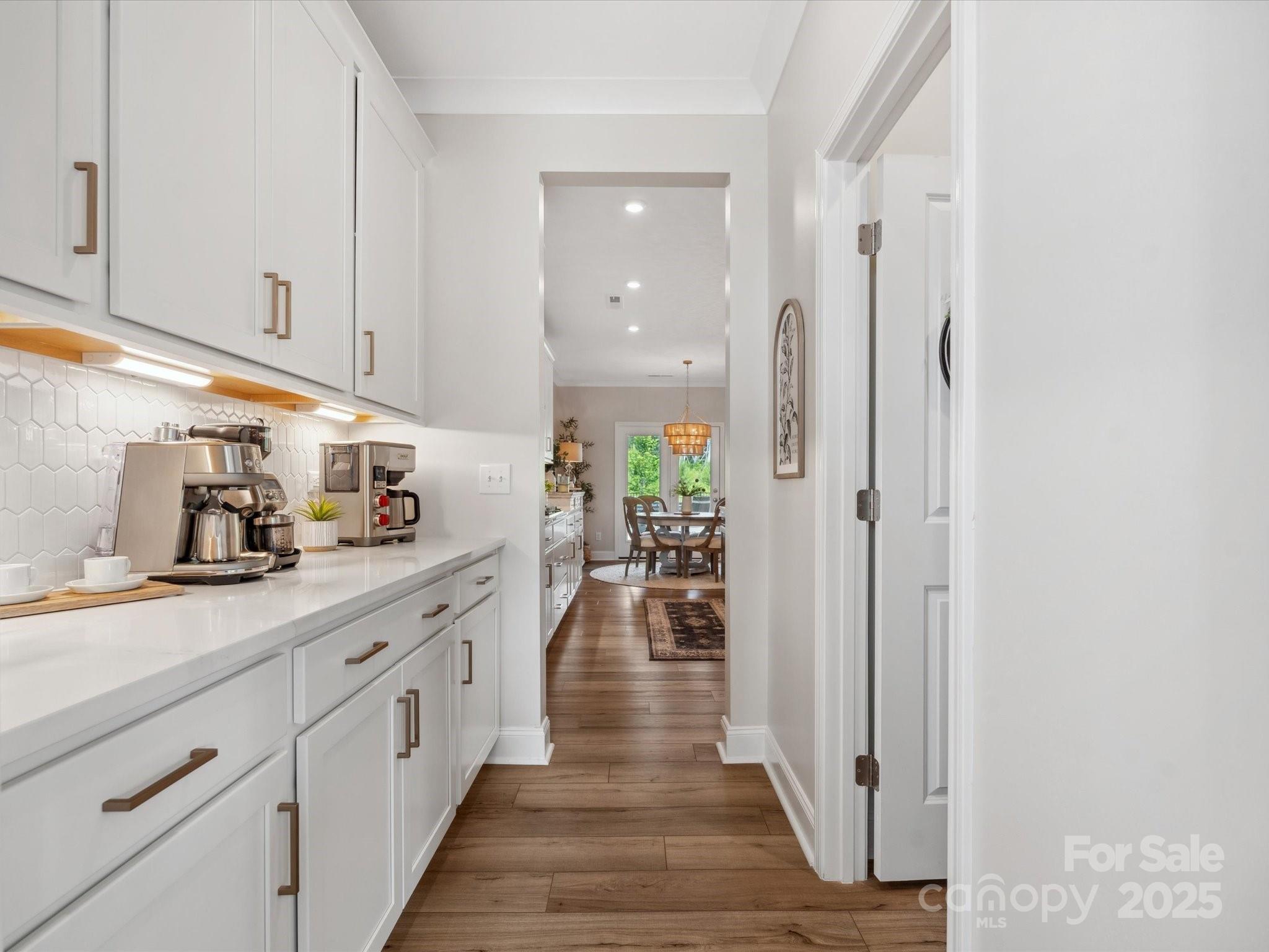 Lakeside Glen - Residential