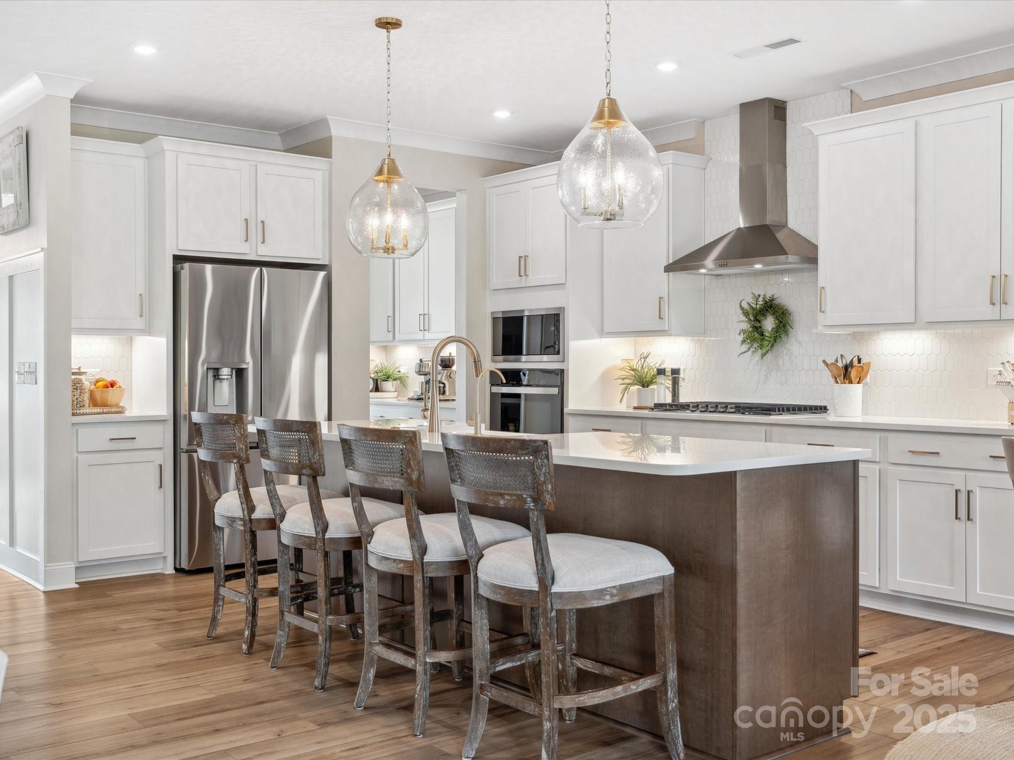 Lakeside Glen - Residential