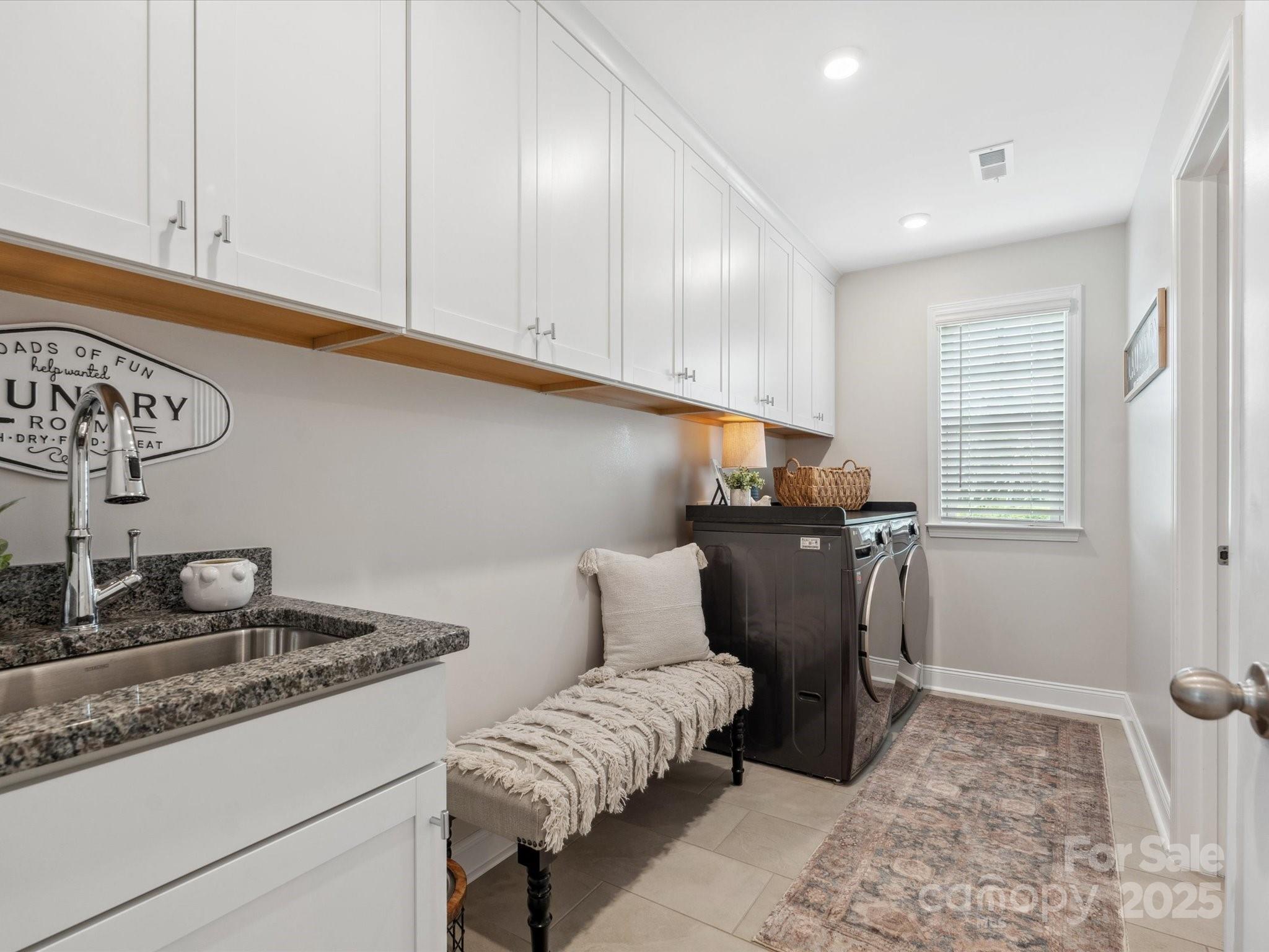 Lakeside Glen - Residential