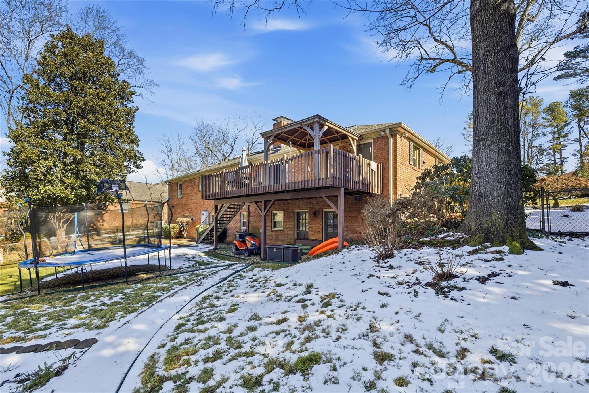 Mimosa Hills - Residential