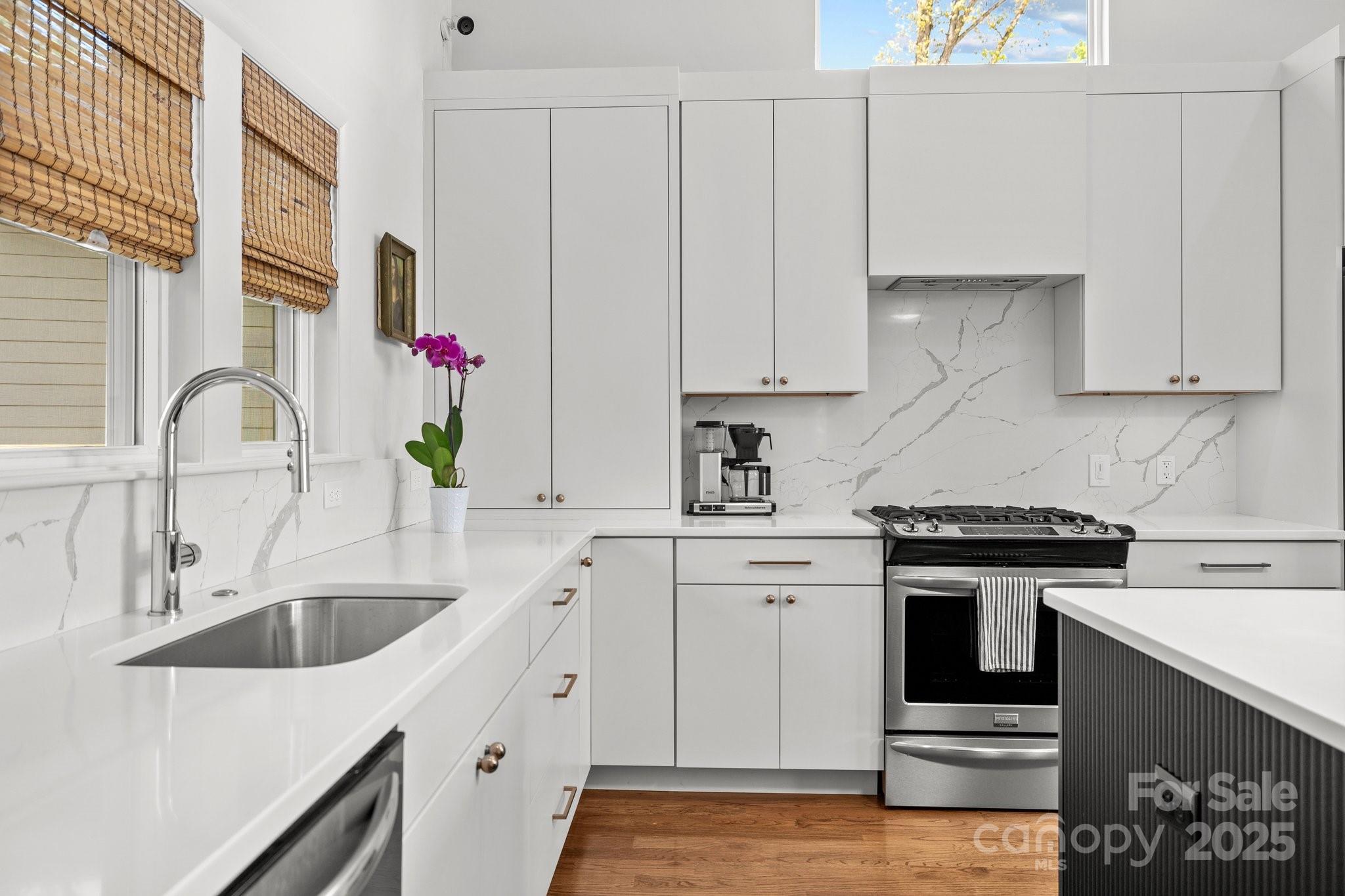 Country Club Heights - Residential