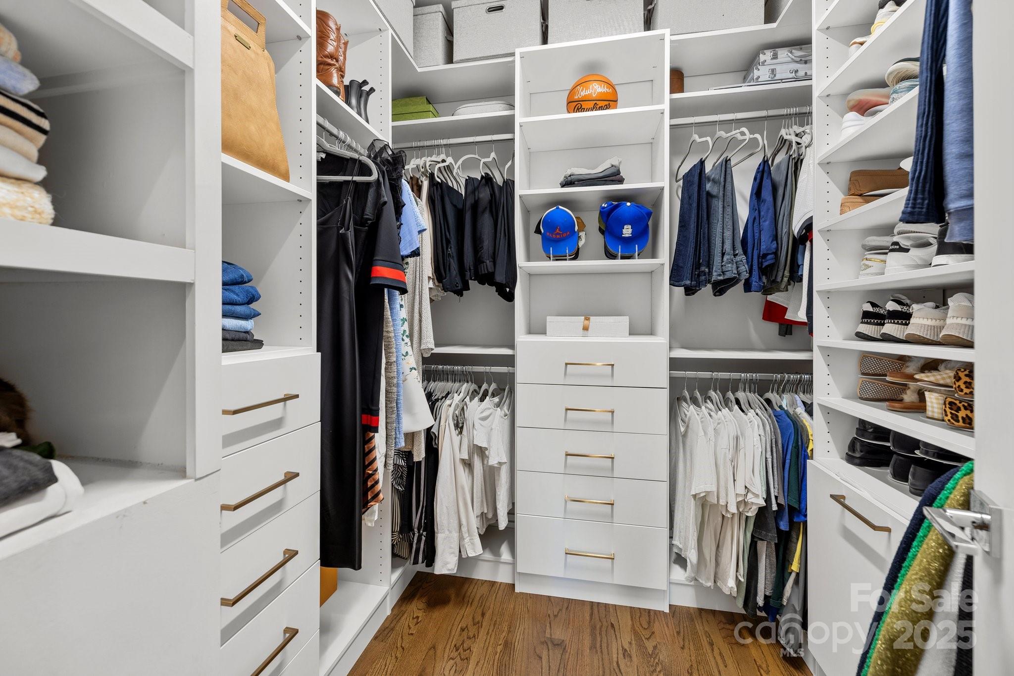 Country Club Heights - Residential