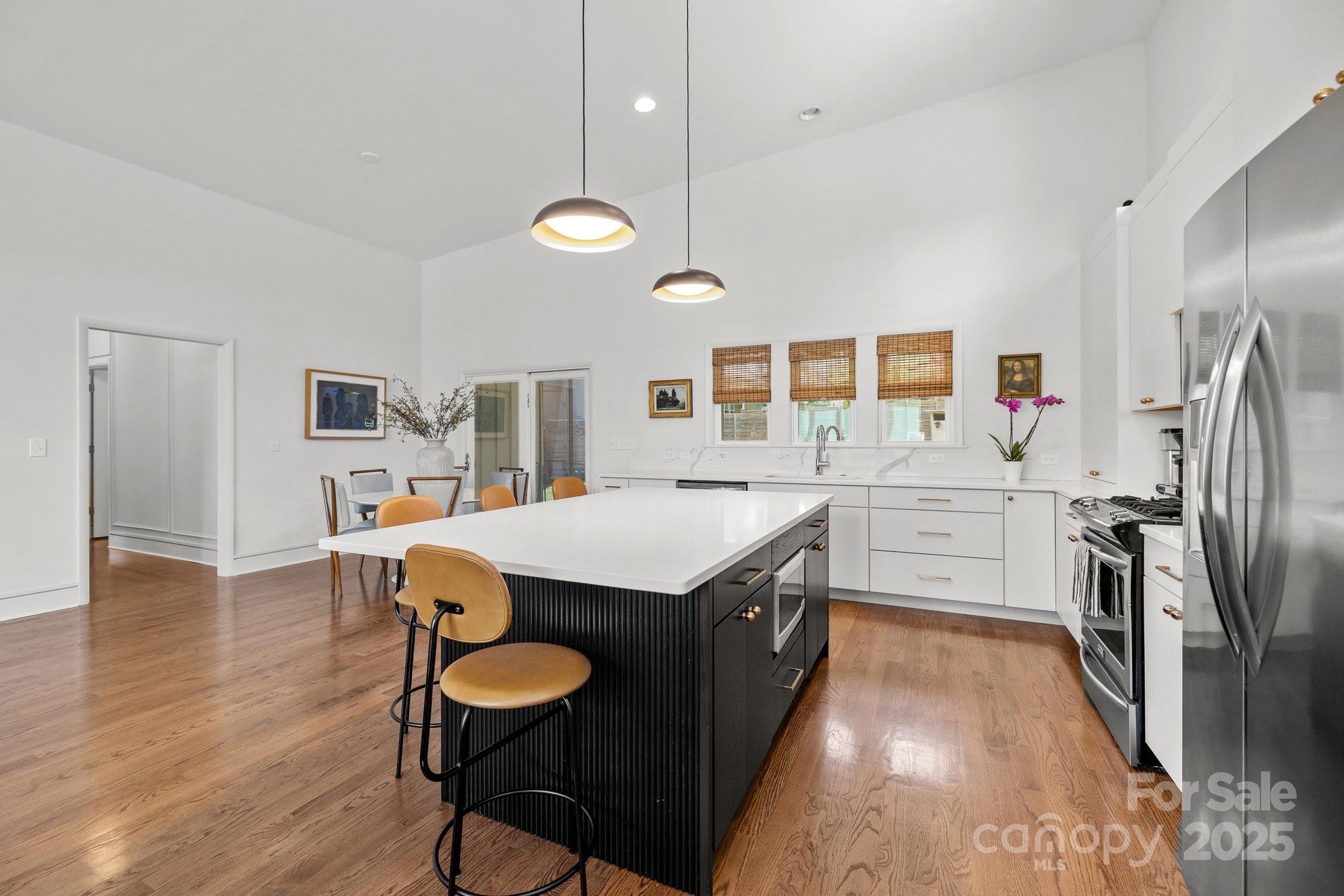 Country Club Heights - Residential