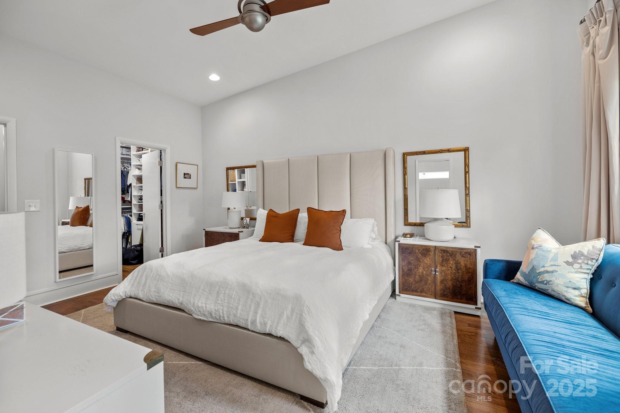 Country Club Heights - Residential