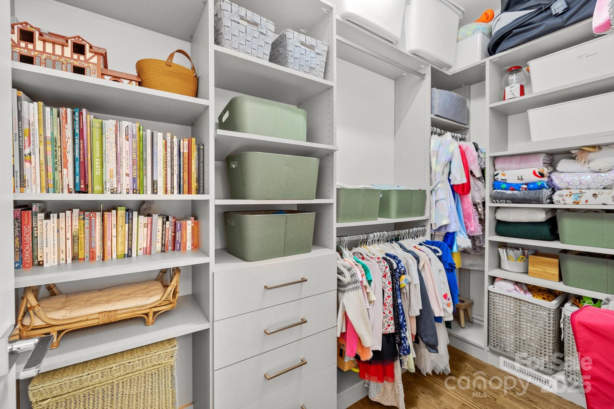 Country Club Heights - Residential